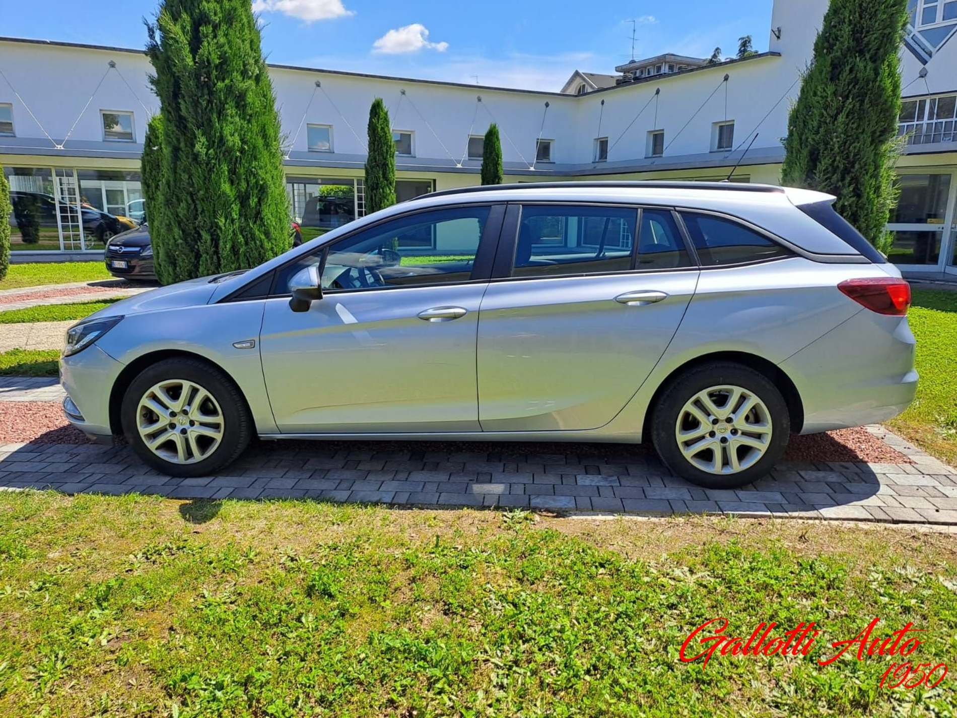 Opel Astra 1.6 CDTi 110CV S&S Sports Tourer - Gallotti Auto