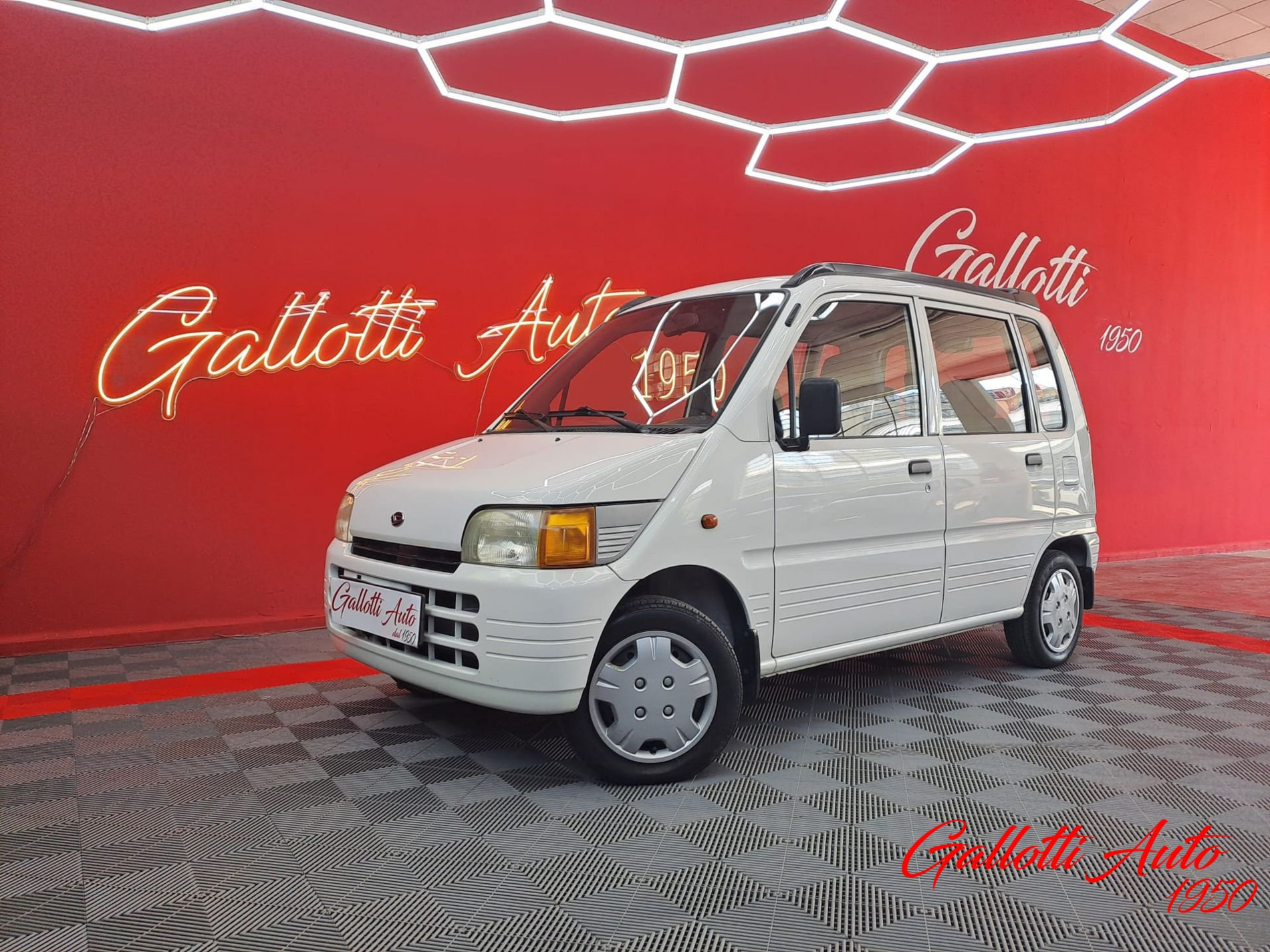 Daihatsu Move 0.8 benzina 43cv - Gallotti Auto