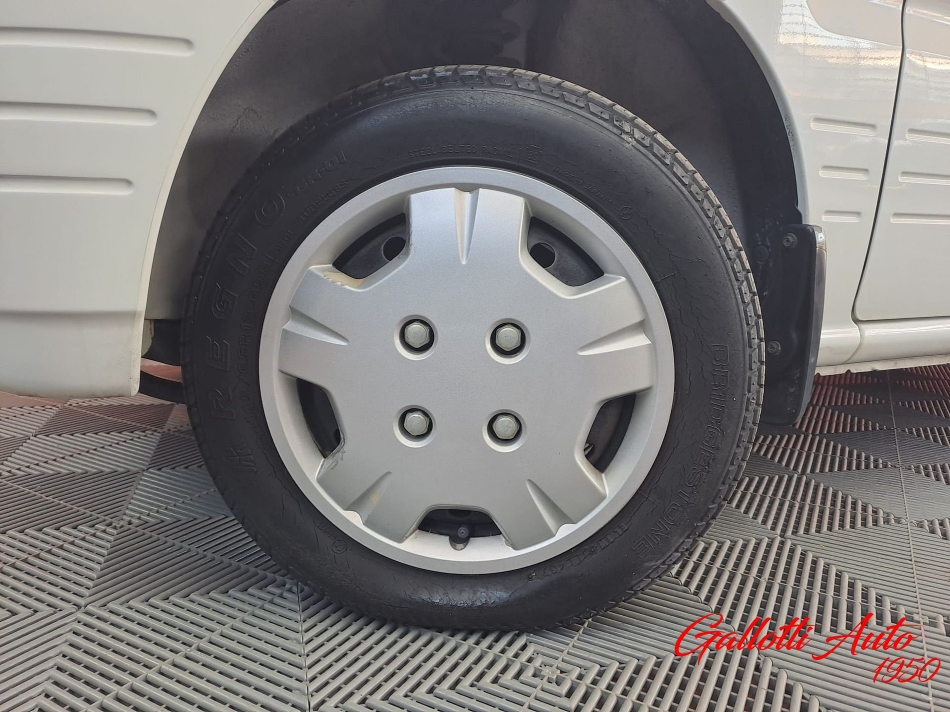 Daihatsu Move 0.8 benzina 43cv - Gallotti Auto