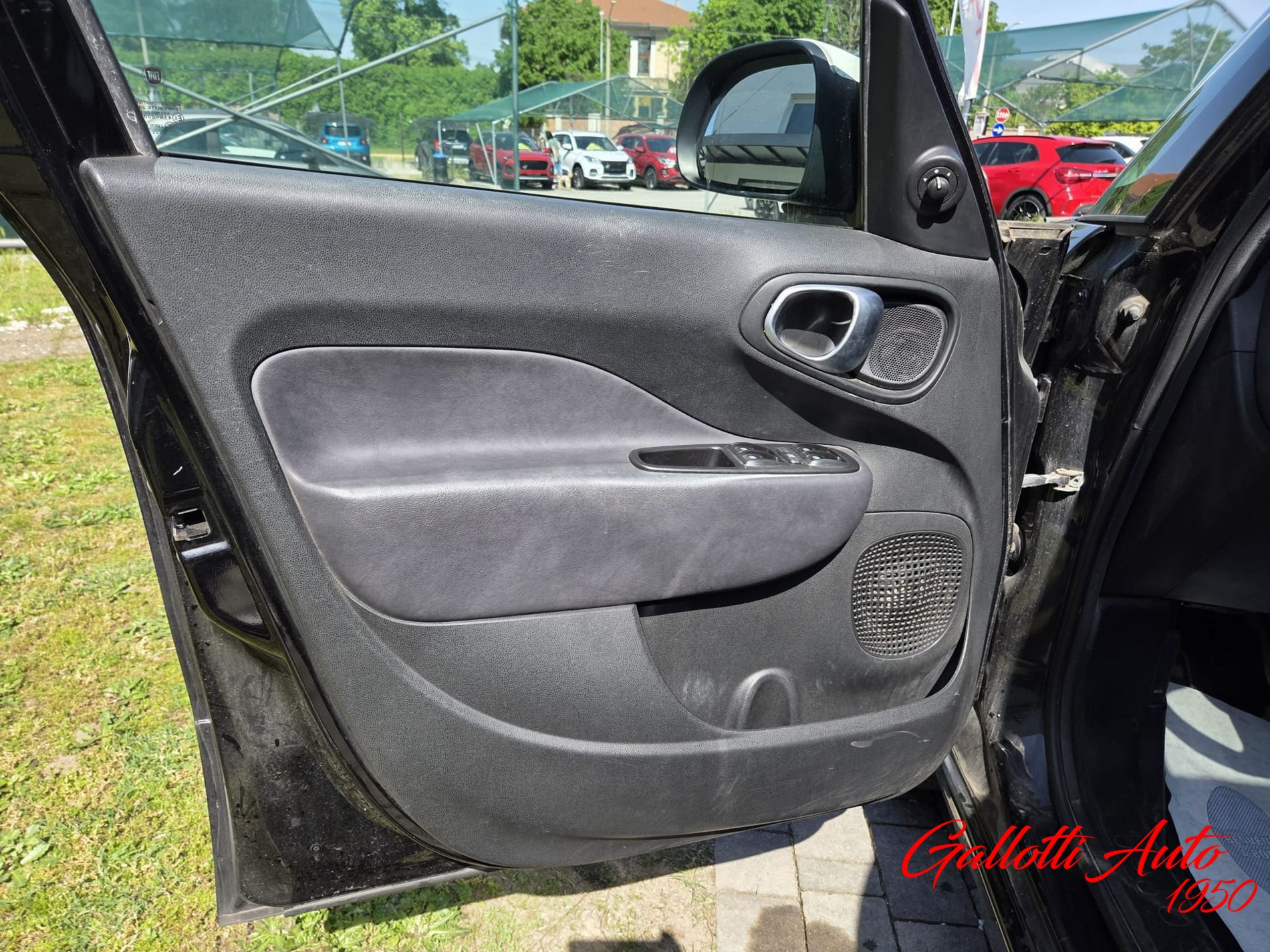 RISERVATA A COMMERCIANTI D’AUTO - Gallotti Auto