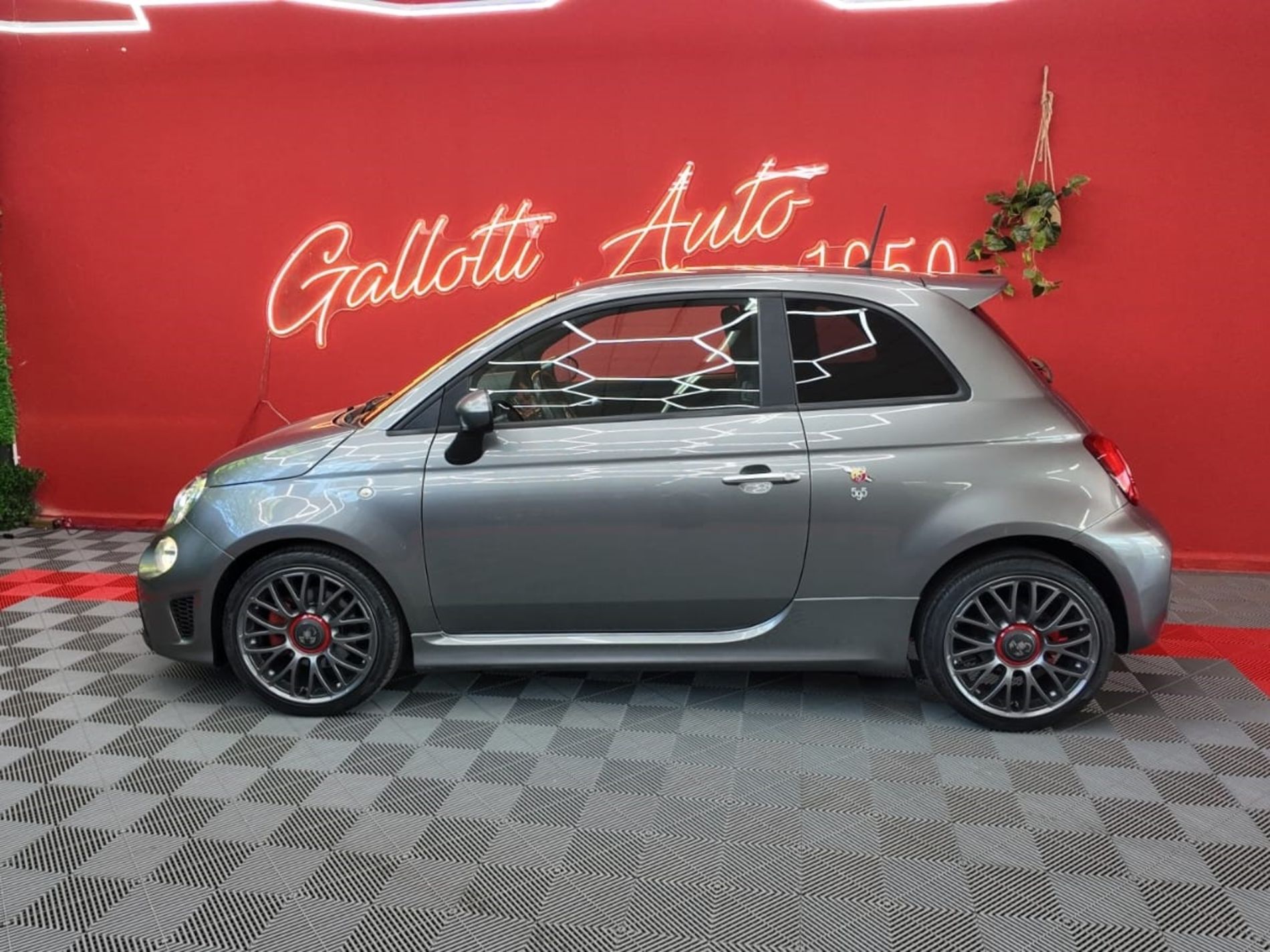 Abarth 595 1.4 Turbo T-Jet 145 CV-FRIZIONE NUOVA - Gallotti Auto