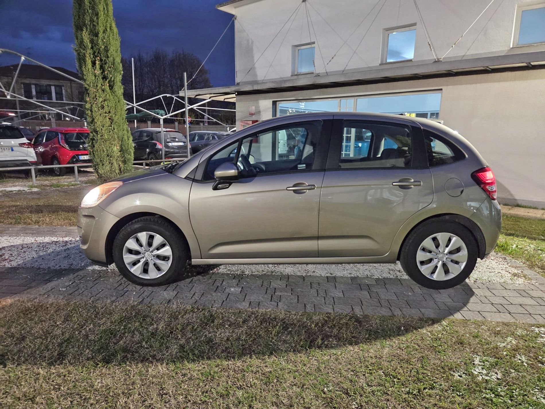 RISERVATA A COMMERCIANTI D’AUTO - Gallotti Auto