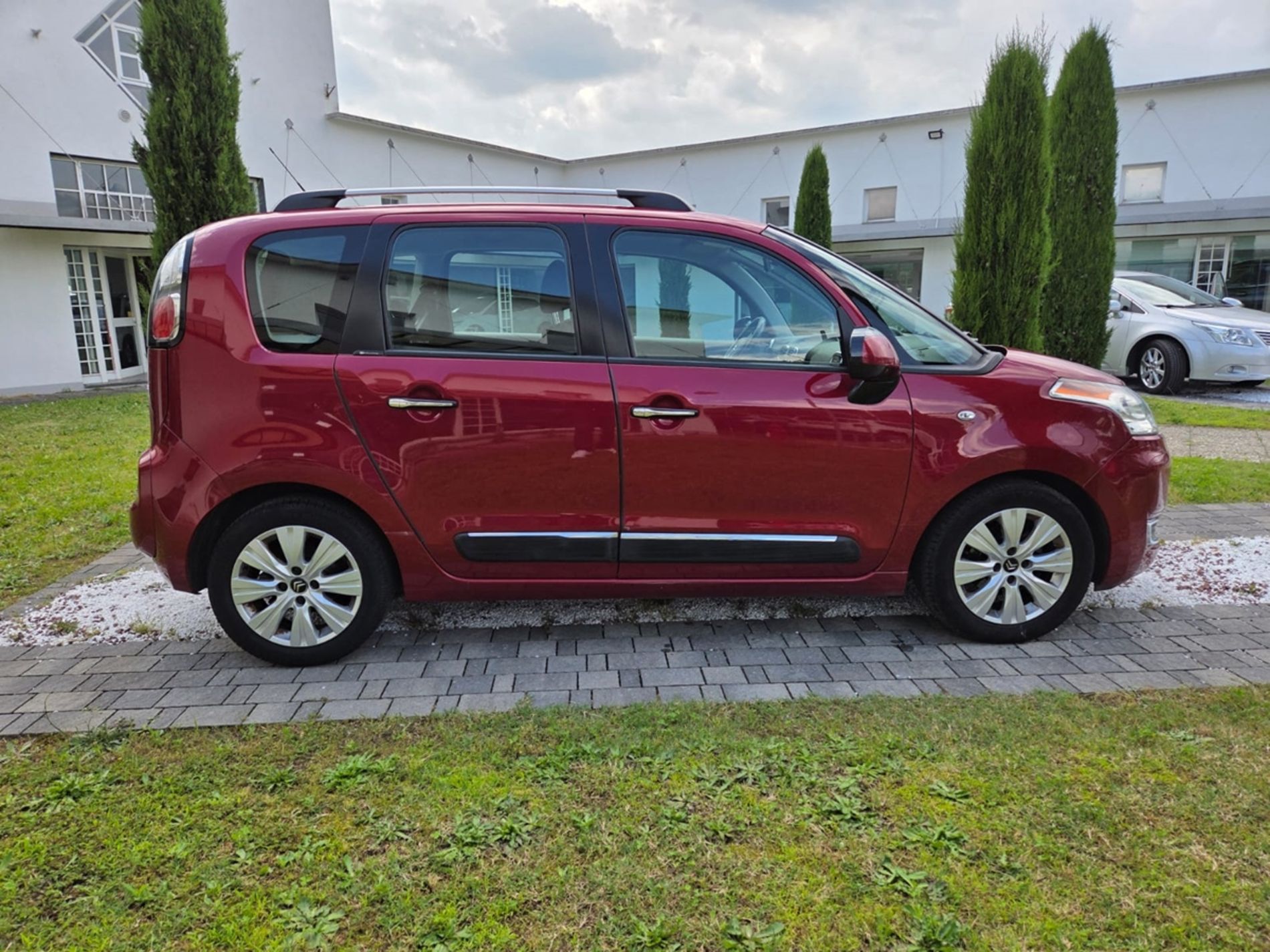 RISERVATA A COMMERCIANTI D’AUTO - Gallotti Auto