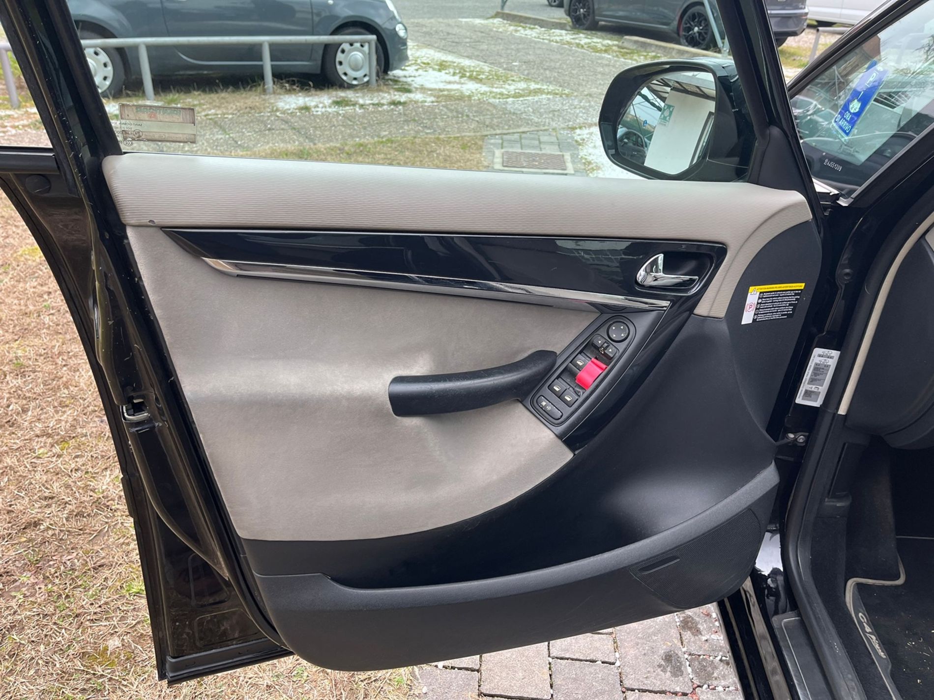 1.6 hdi 16v 110cv - RISERVATA A COMMERCIANTI D’AUTO - Gallotti Auto