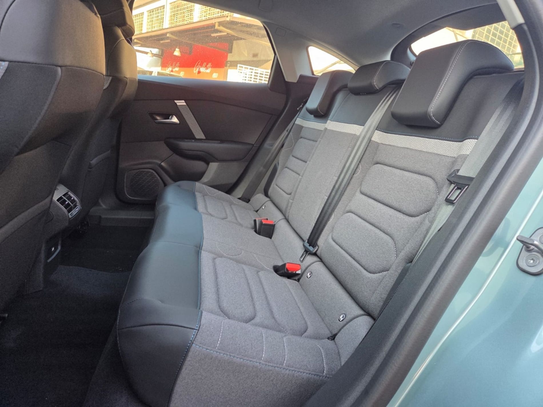 Citroen 1.2 PureTech PLUS S&S EAT8 AUTOMATICA 130CV - Gallotti Auto