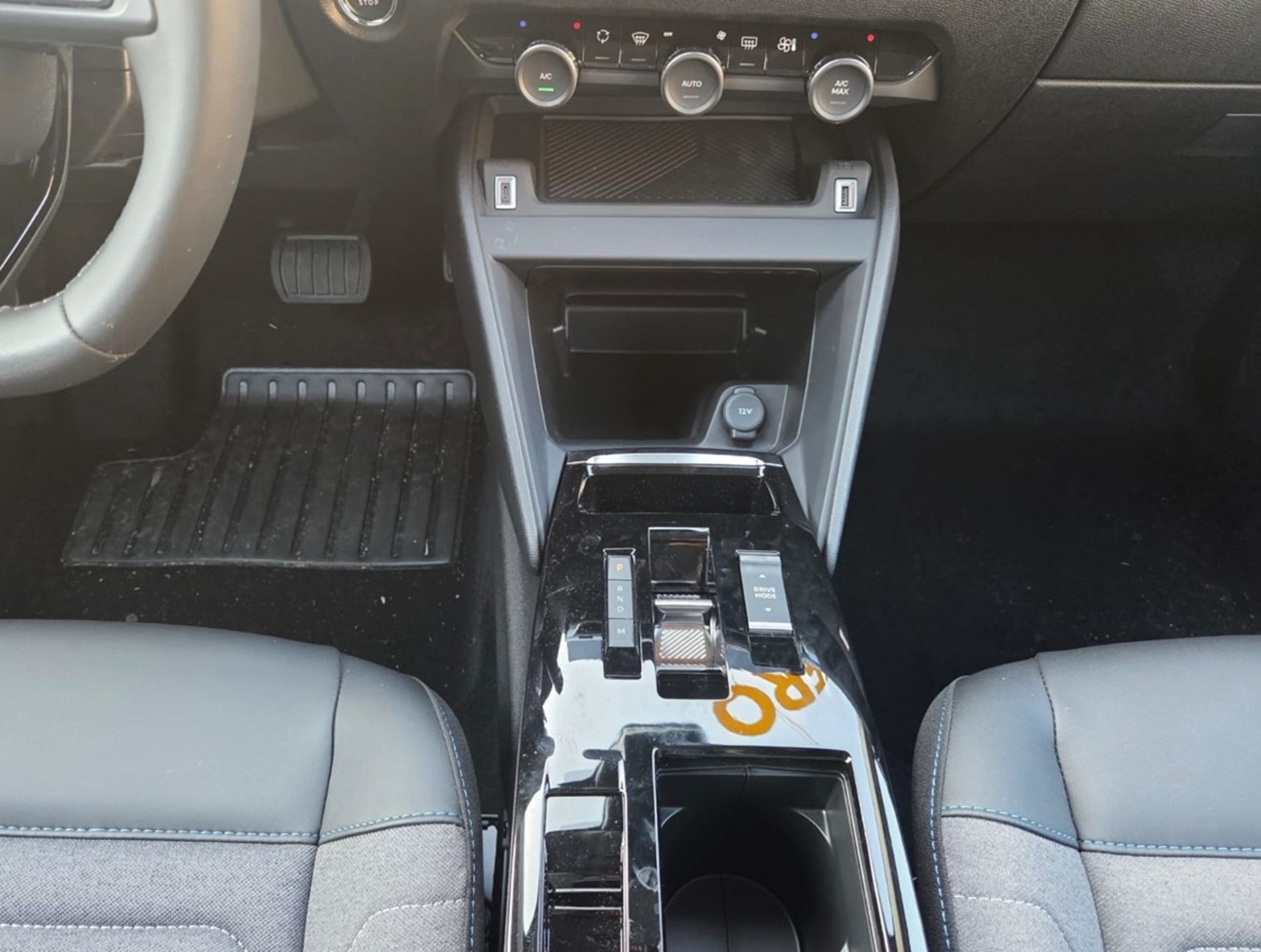 Citroen 1.2 PureTech PLUS S&S EAT8 AUTOMATICA 130CV - Gallotti Auto