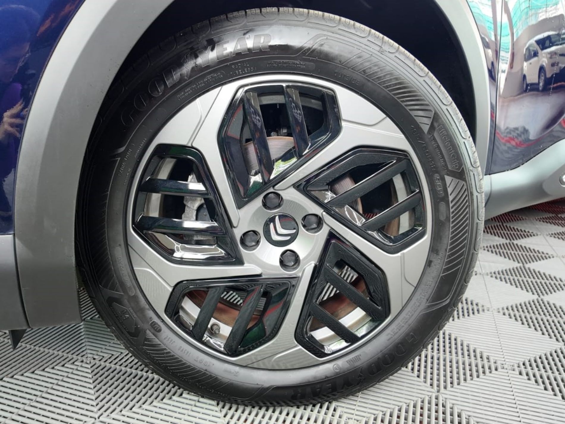 Citroen 1.2 PureTech PLUS S&S 130CV - Gallotti Auto