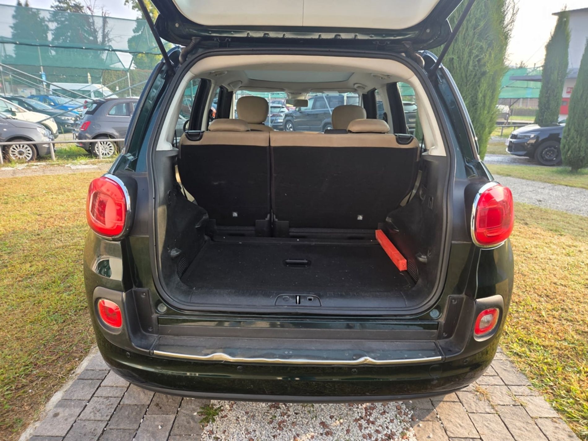 RISERVATA A COMMERCIANTI D’AUTO - Gallotti Auto