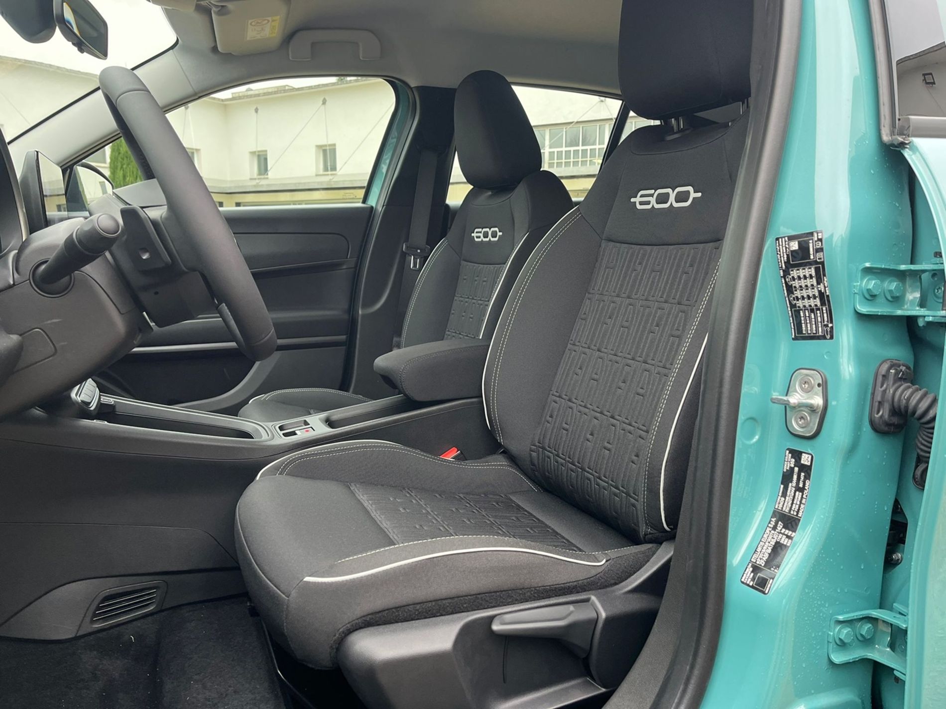 1.2 Hybrid Pop 110cv DCT - Gallotti Auto