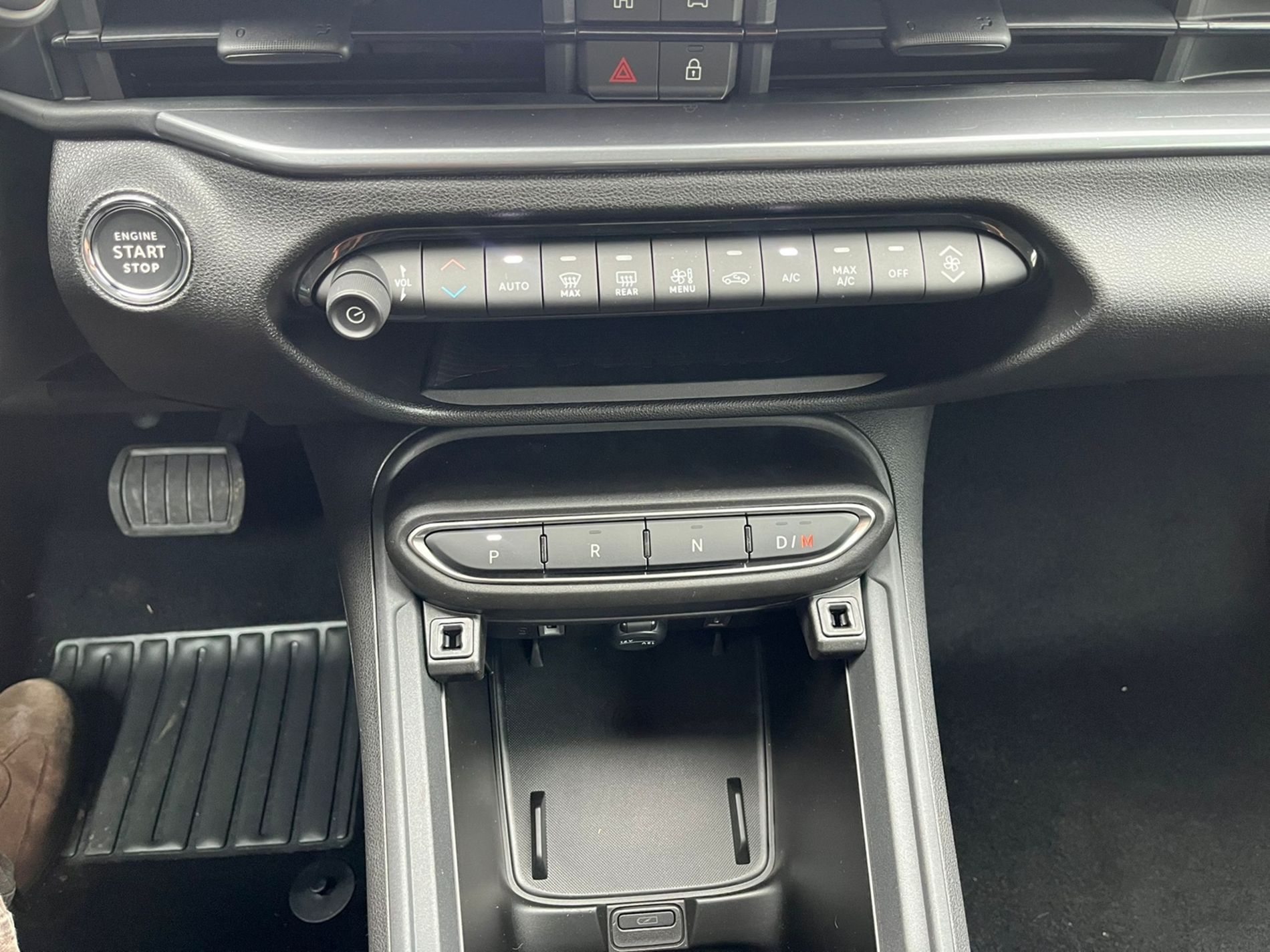 1.2 Hybrid Pop 110cv DCT - Gallotti Auto