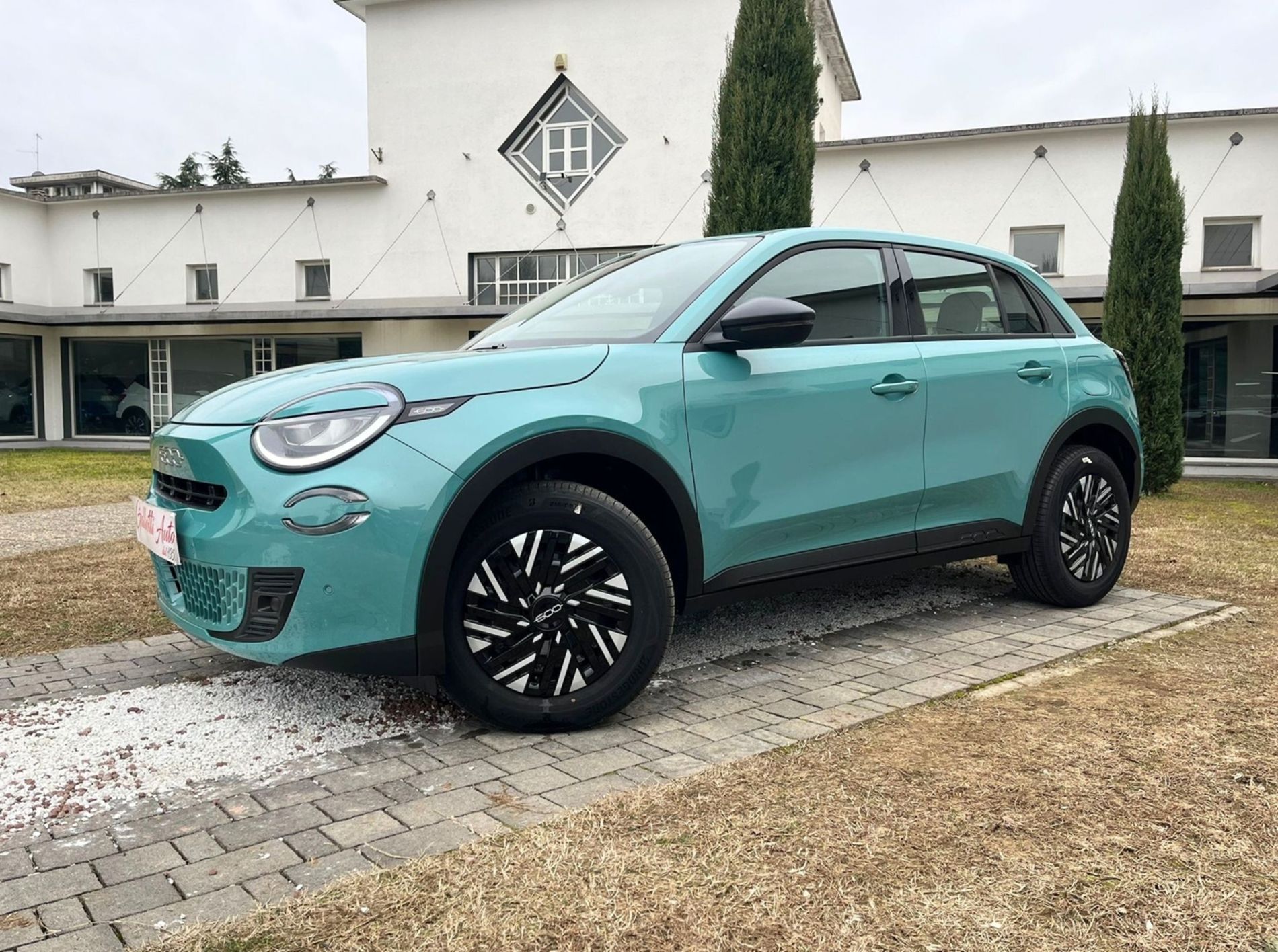 1.2 Hybrid Pop 110cv DCT - Gallotti Auto