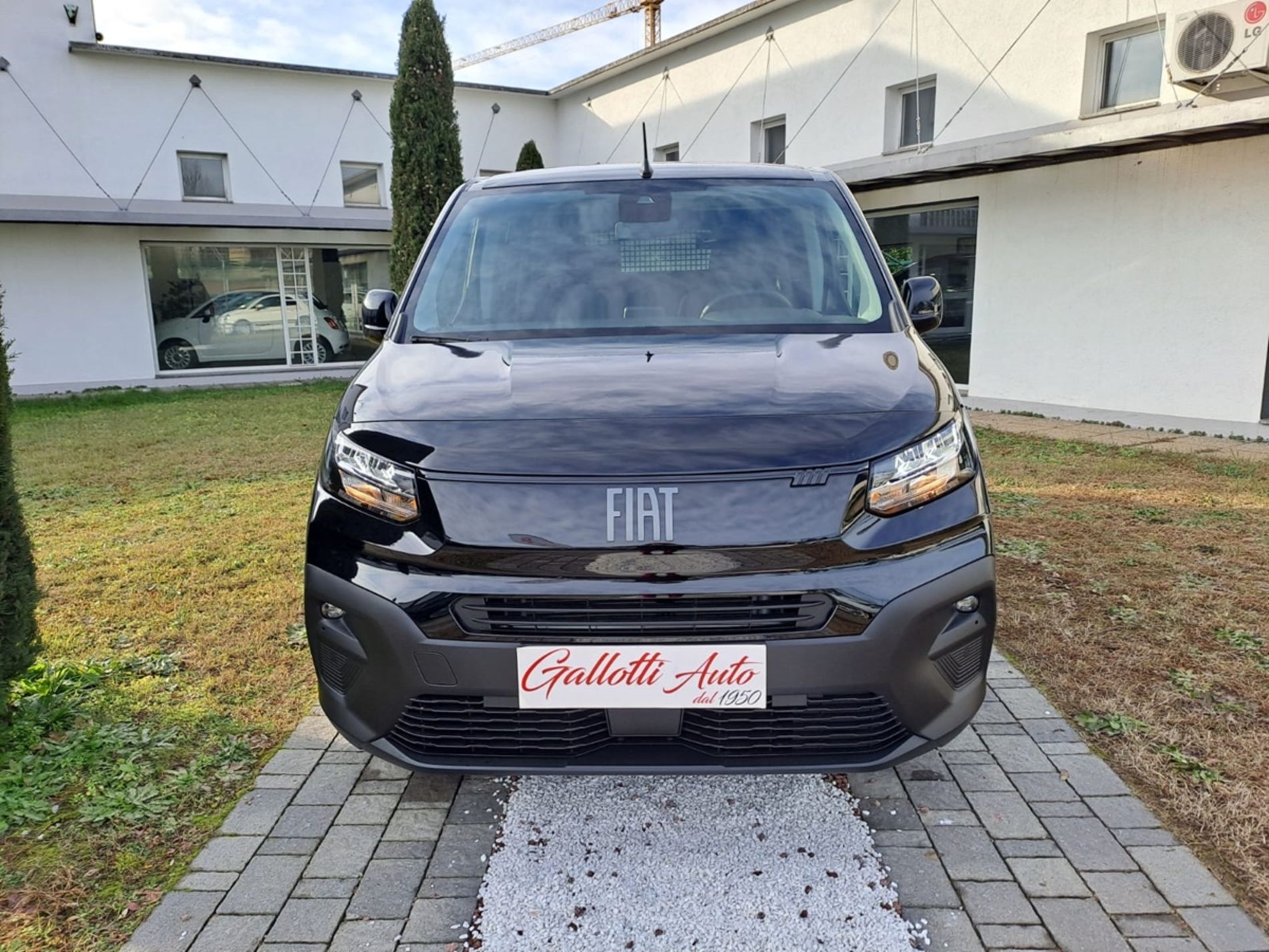 N1 5 POSTI - Gallotti Auto