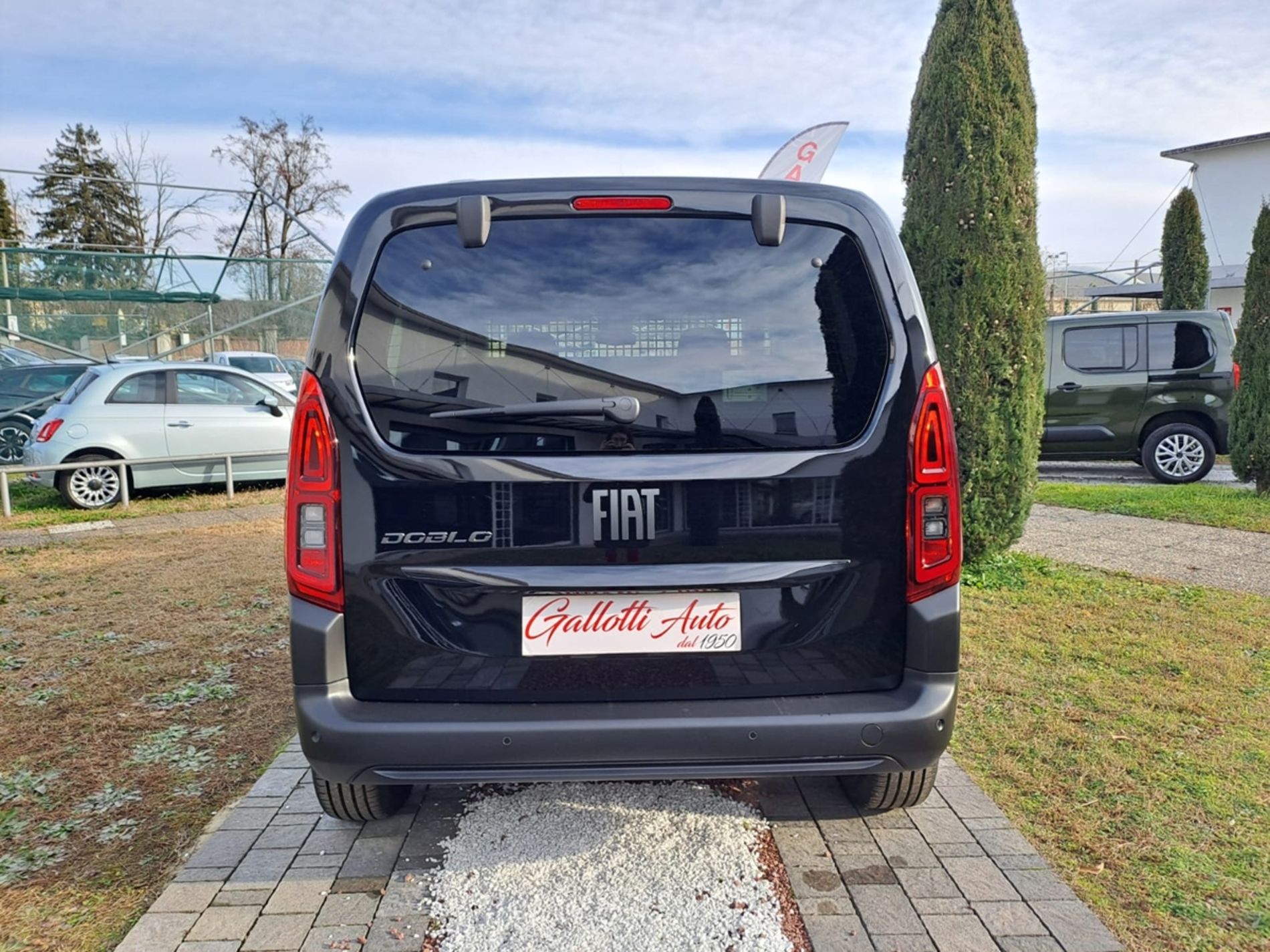 N1 5 POSTI - Gallotti Auto