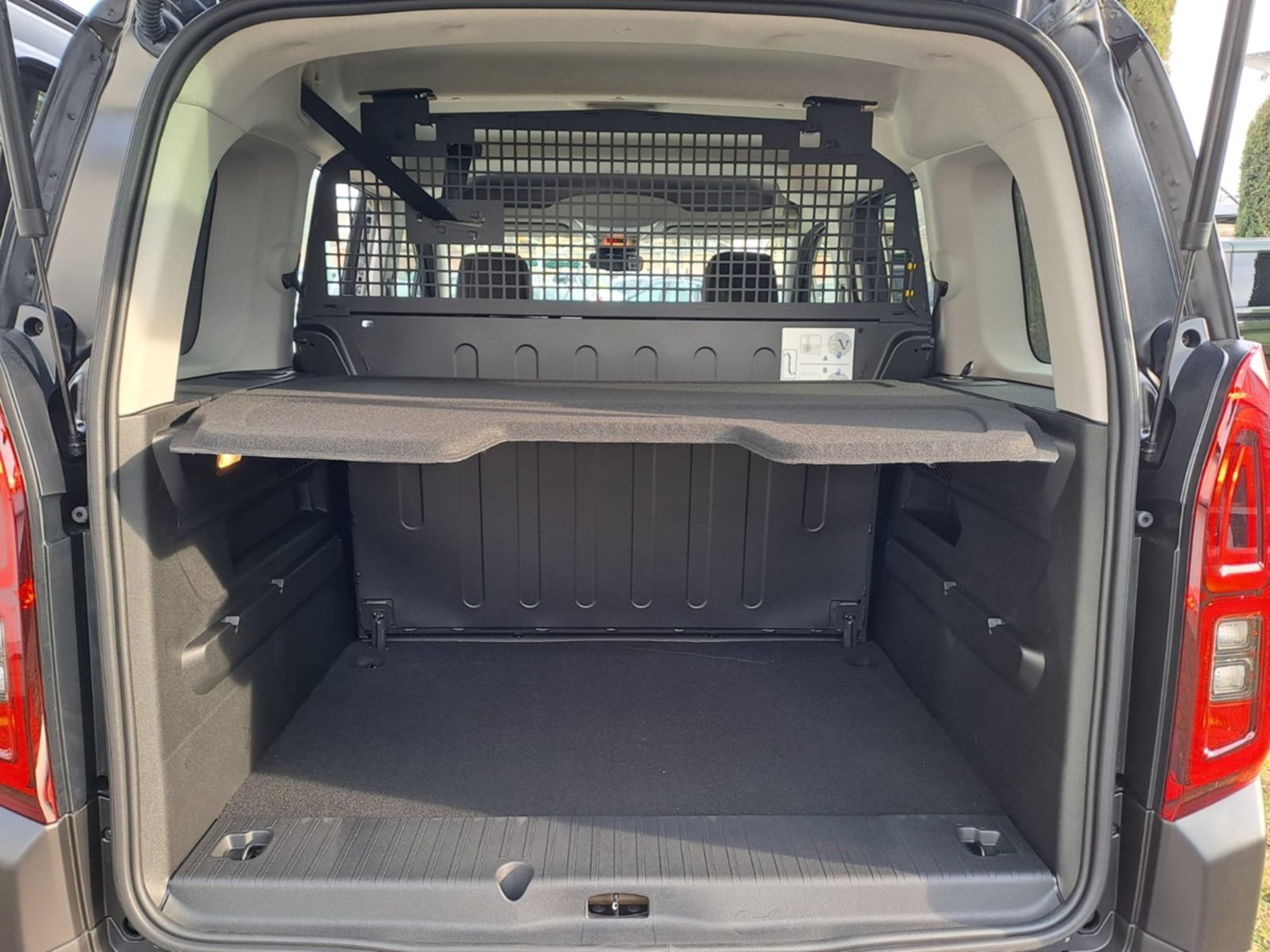 N1 5 POSTI - Gallotti Auto