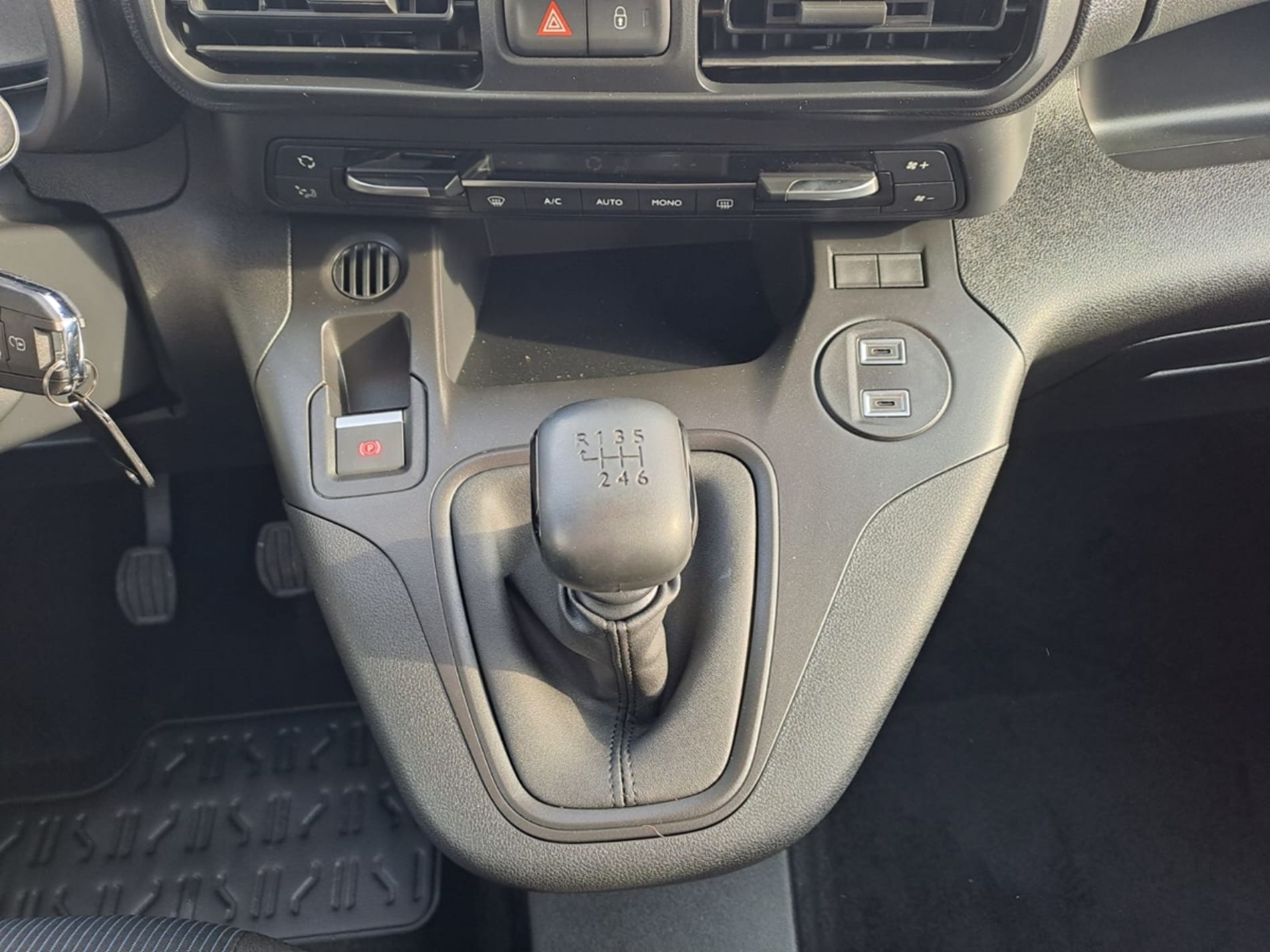 N1 5 POSTI - Gallotti Auto