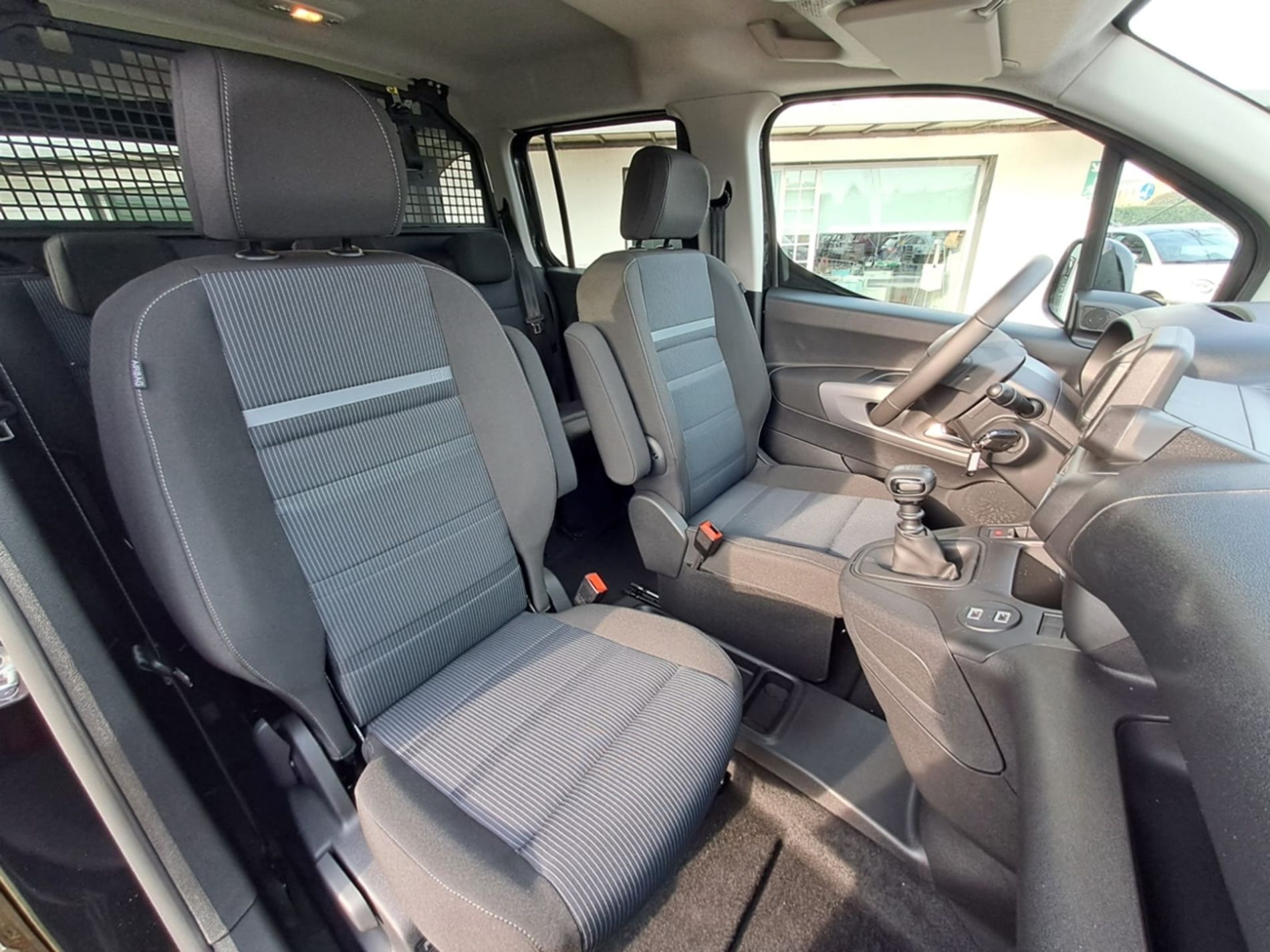 N1 5 POSTI - Gallotti Auto