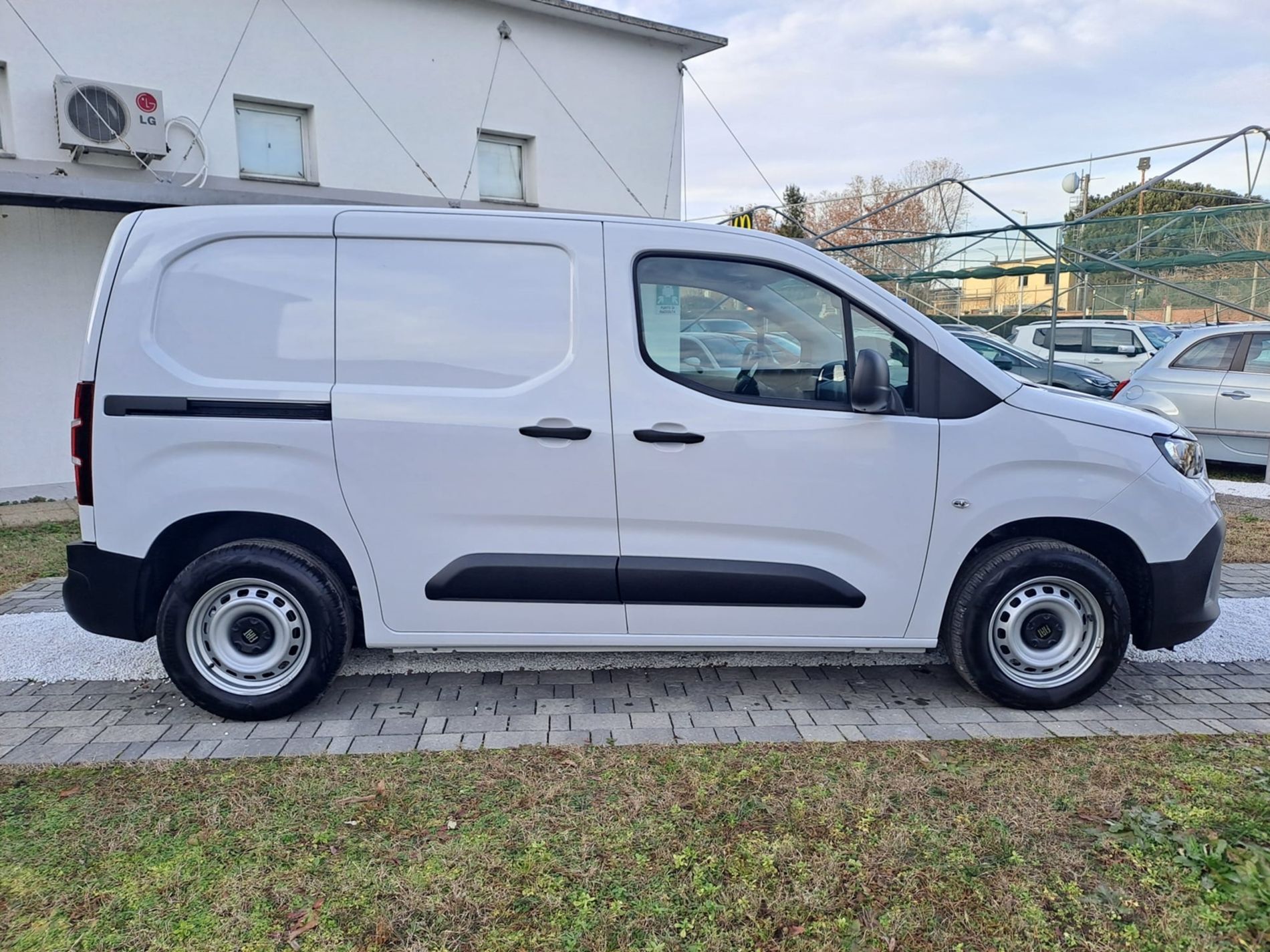 FIAT DOBLO' VAN BLUEHDI - Gallotti Auto