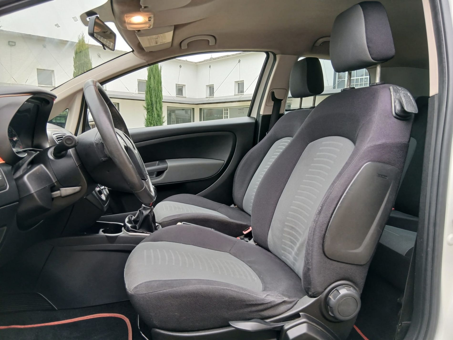 RISERVATA A COMMERCIANTI D’AUTO - Gallotti Auto