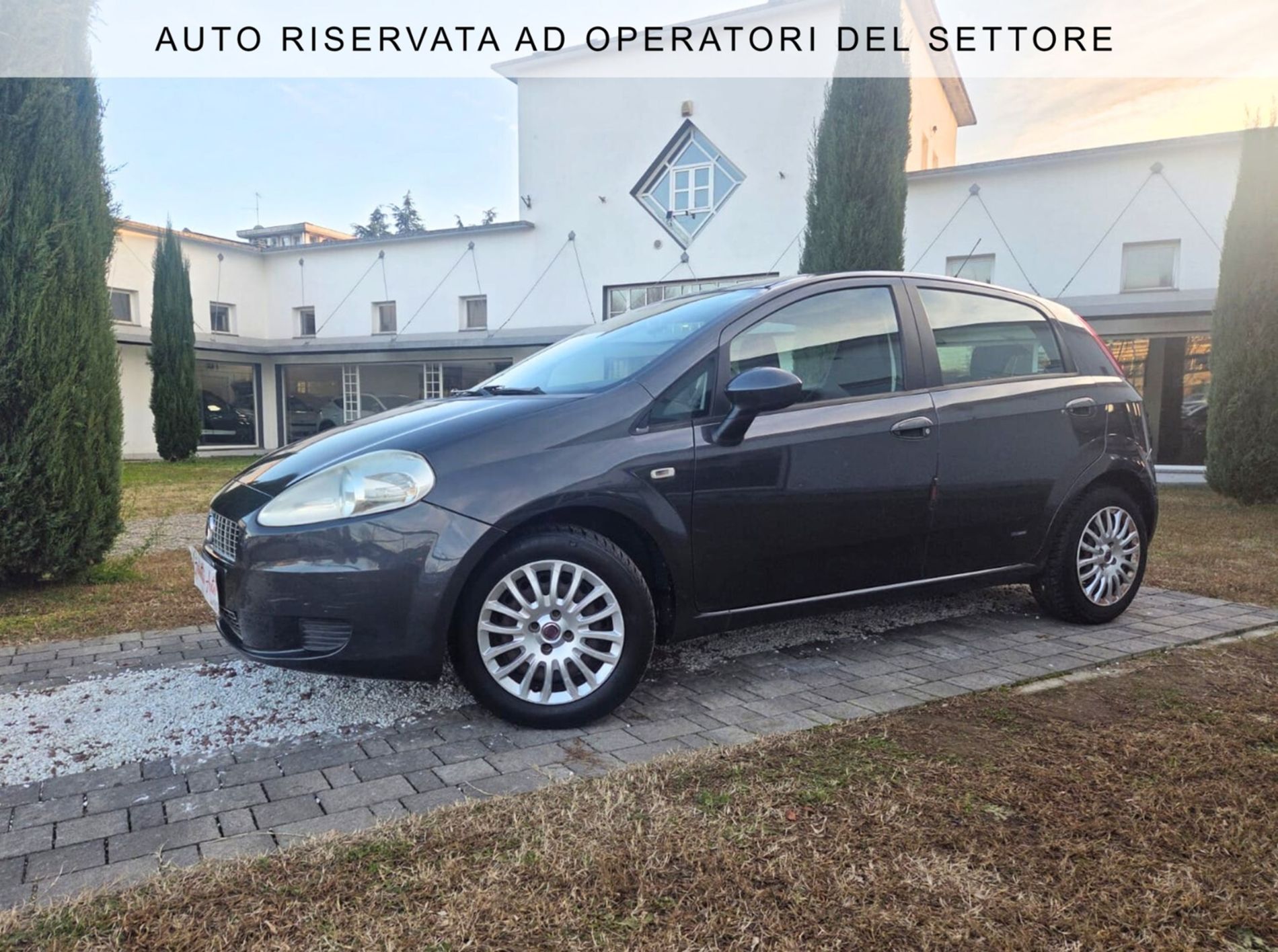 RISERVATA A COMMERCIANTI D’AUTO - Gallotti Auto