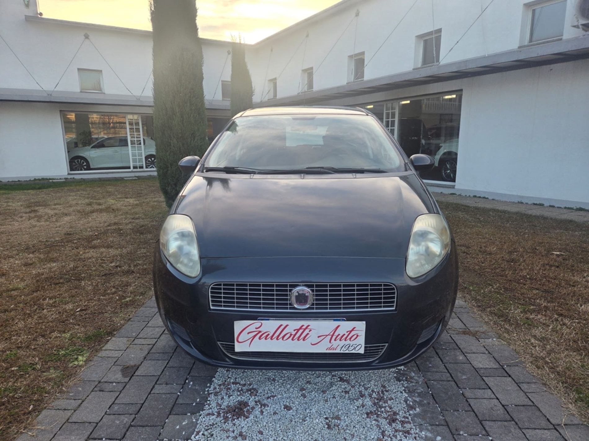 RISERVATA A COMMERCIANTI D’AUTO - Gallotti Auto