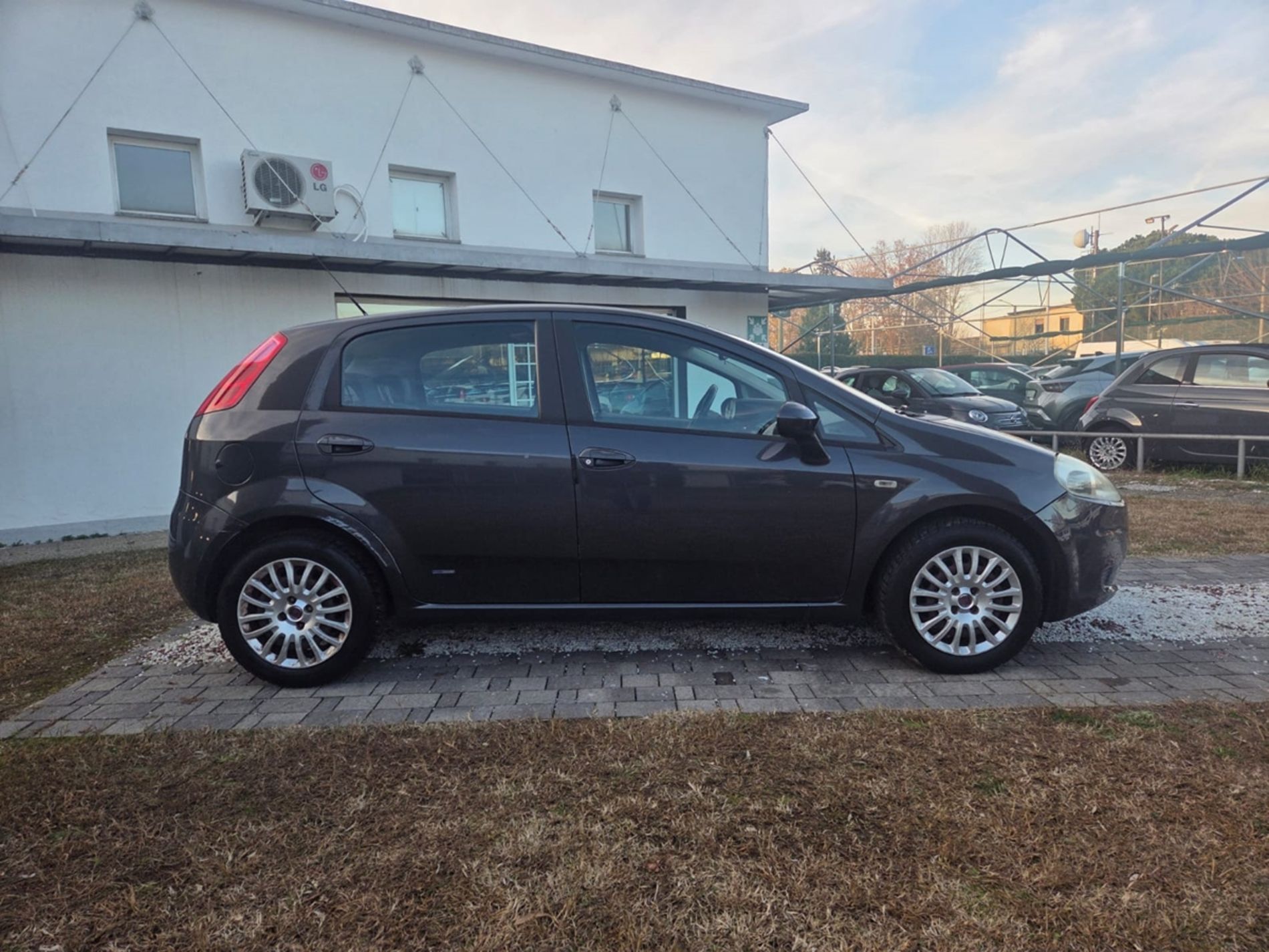 RISERVATA A COMMERCIANTI D’AUTO - Gallotti Auto