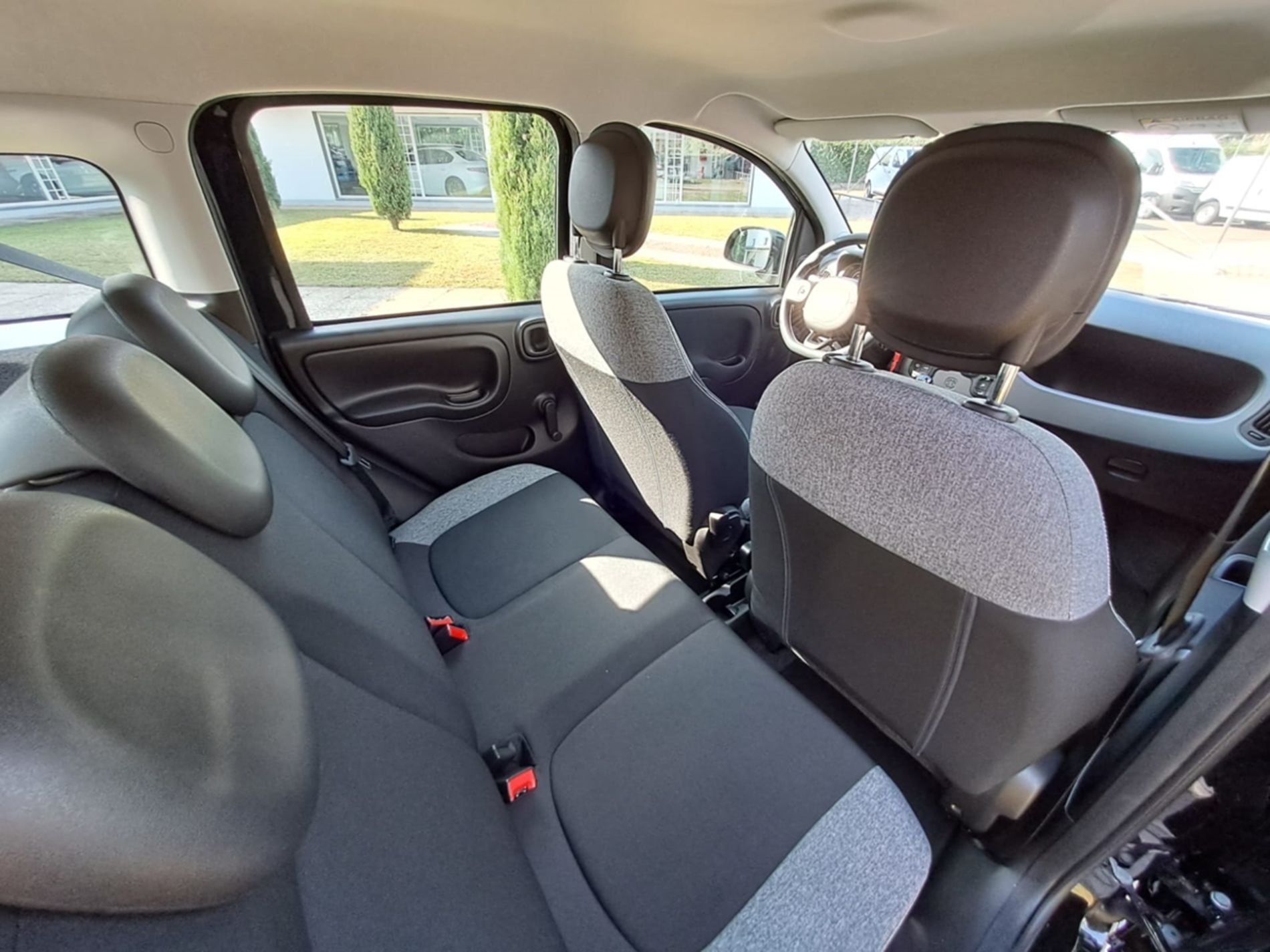 CITY CROSS 1.0 hybrid 70cv - Gallotti Auto