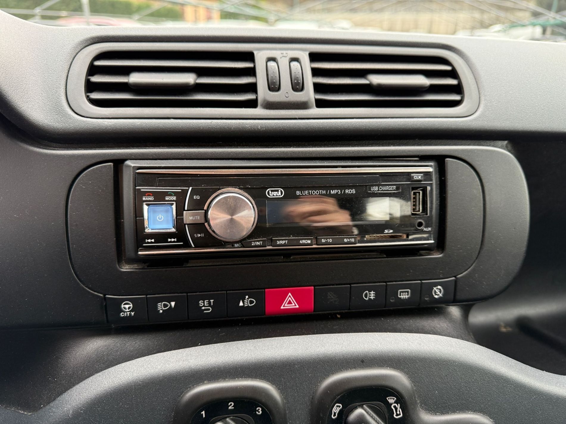 1.0 firefly Hybrid s&s 70cv - NEOPATENTATI - Gallotti Auto