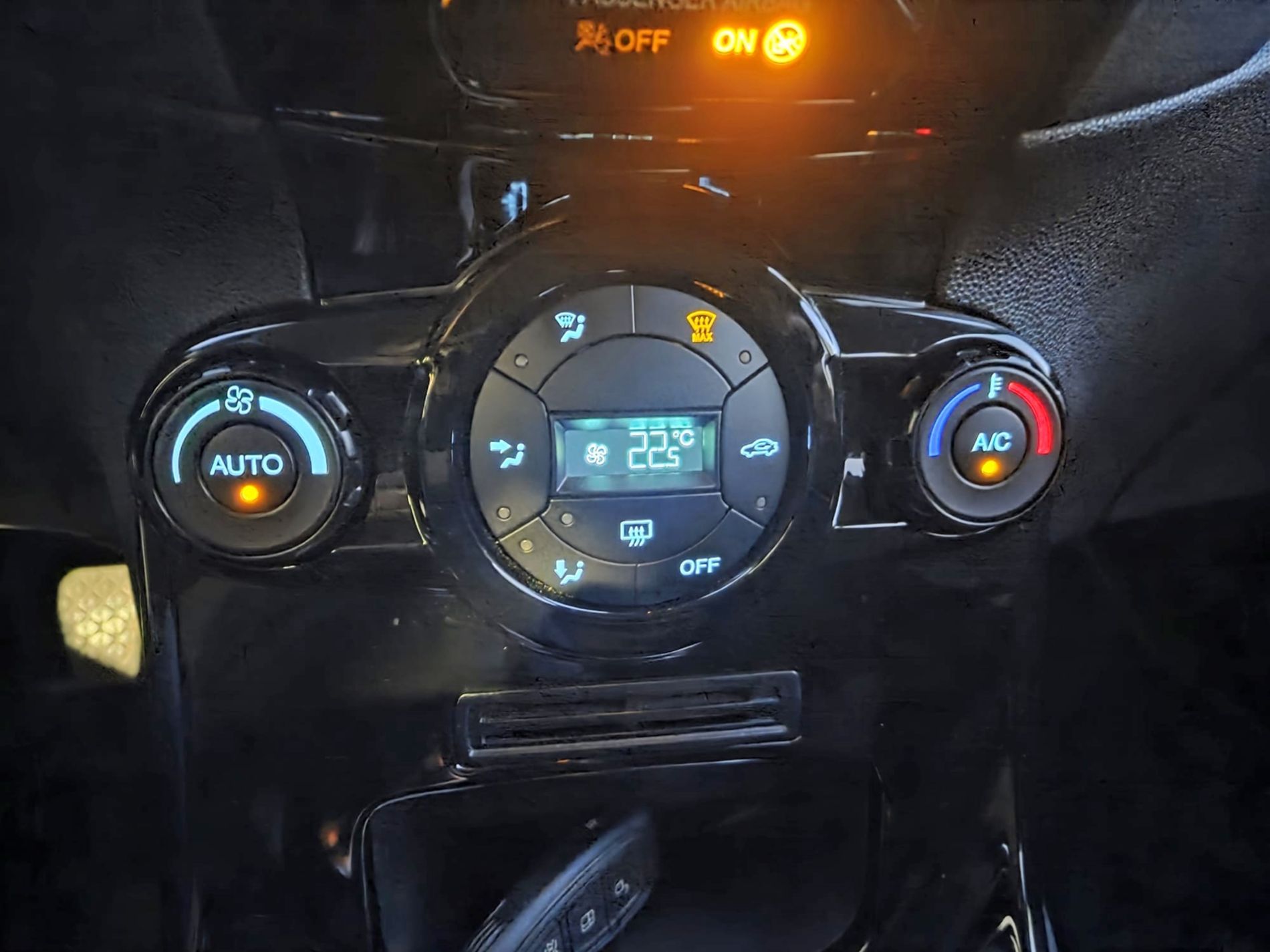 5p 1.0 ecoboost Titanium 100cv E6 - Gallotti Auto