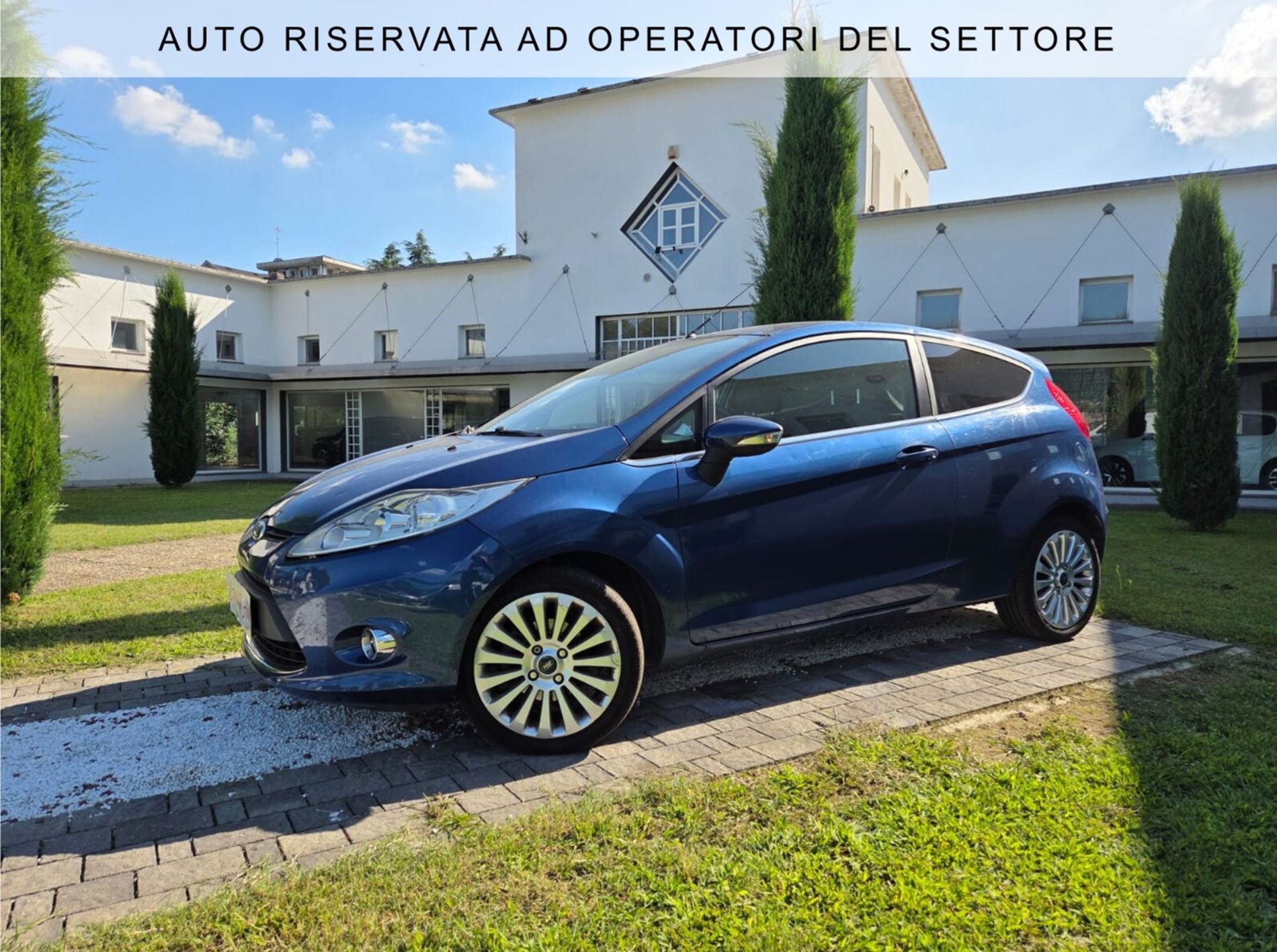 Ford Fiesta 1.2 benzina 82cv - RISERVATA AD OPERATORI DEL SETTORE - Gallotti Auto