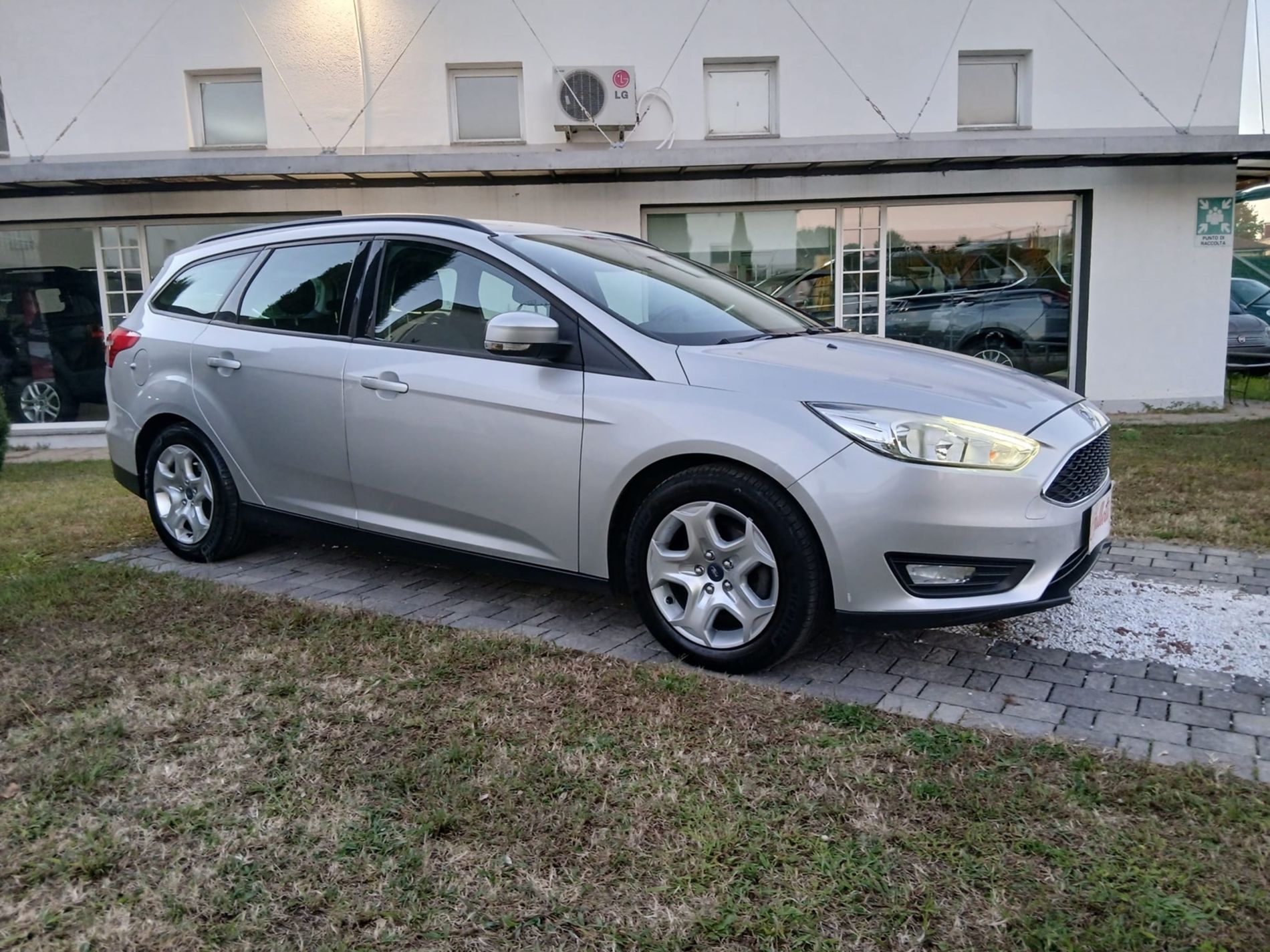 RISERVATA A COMMERCIANTI D’AUTO - Gallotti Auto