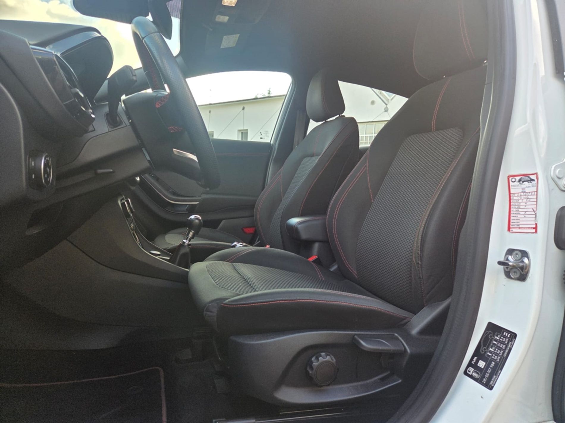 1.0 ecoboost h ST-line Design s&s 125cv - Gallotti Auto