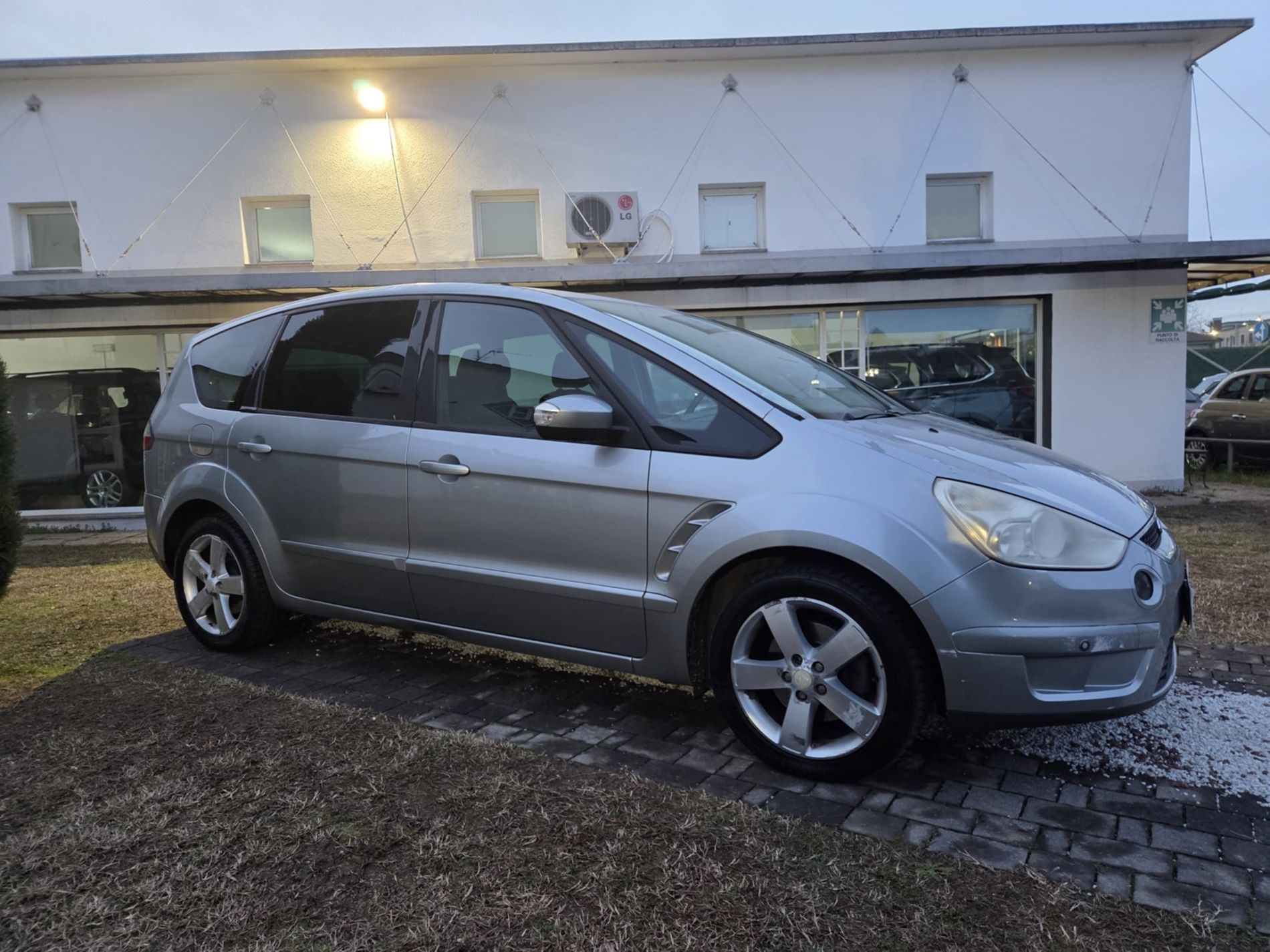 1.8 tdci Titanium - RISERVATA A COMMERCIANTI D’AUTO - Gallotti Auto