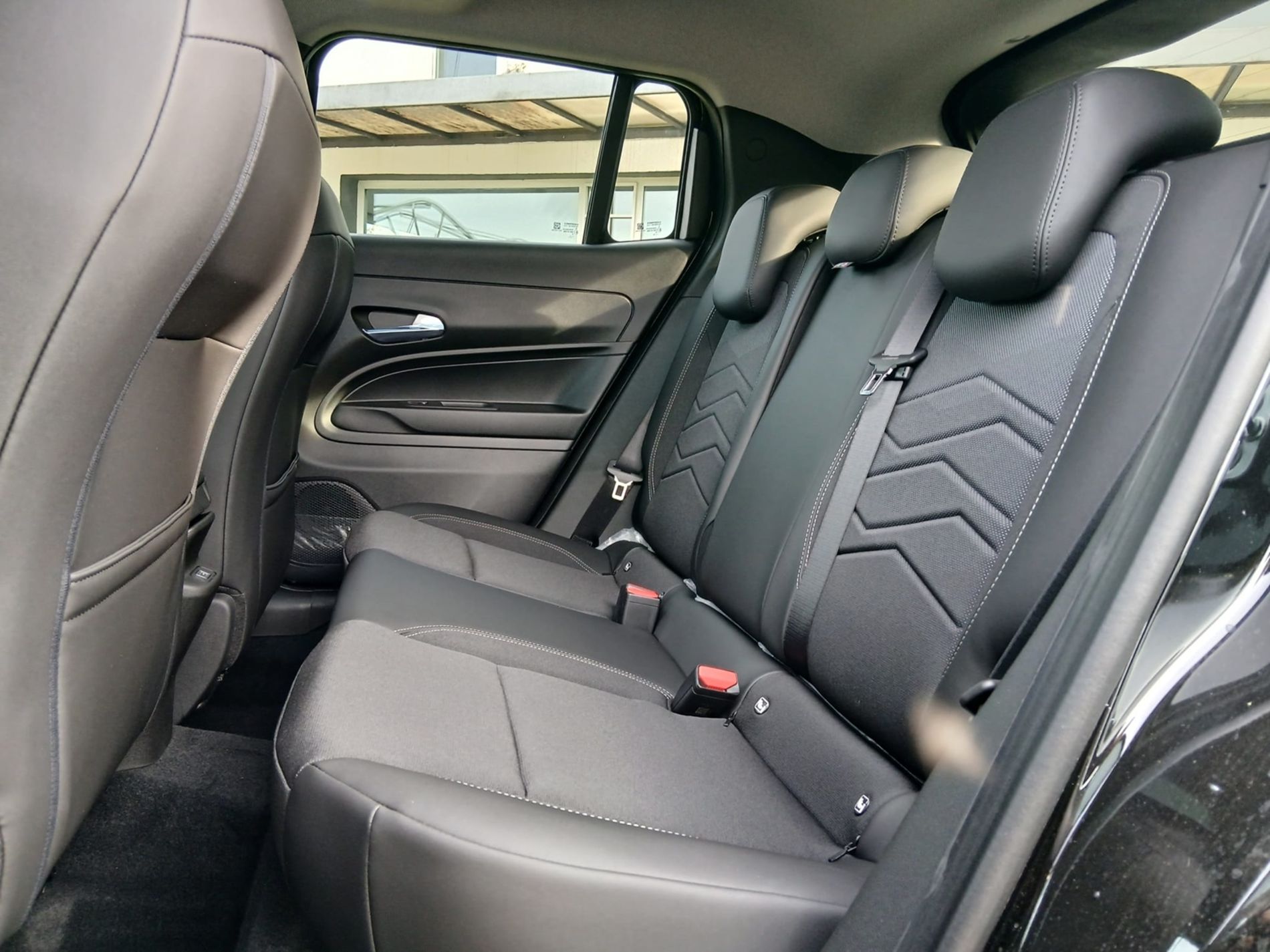 Jeep Avenger 1.2 turbo e-hybrid Summit fwd 100cv edct6   - Gallotti Auto