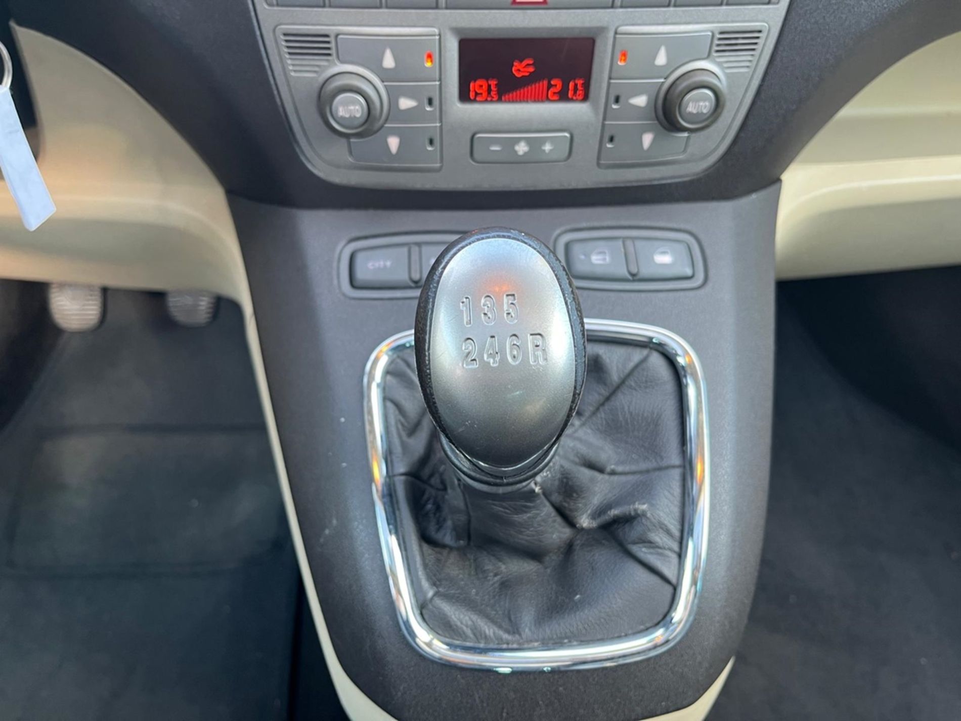 1.4 16v Platino - Gallotti Auto