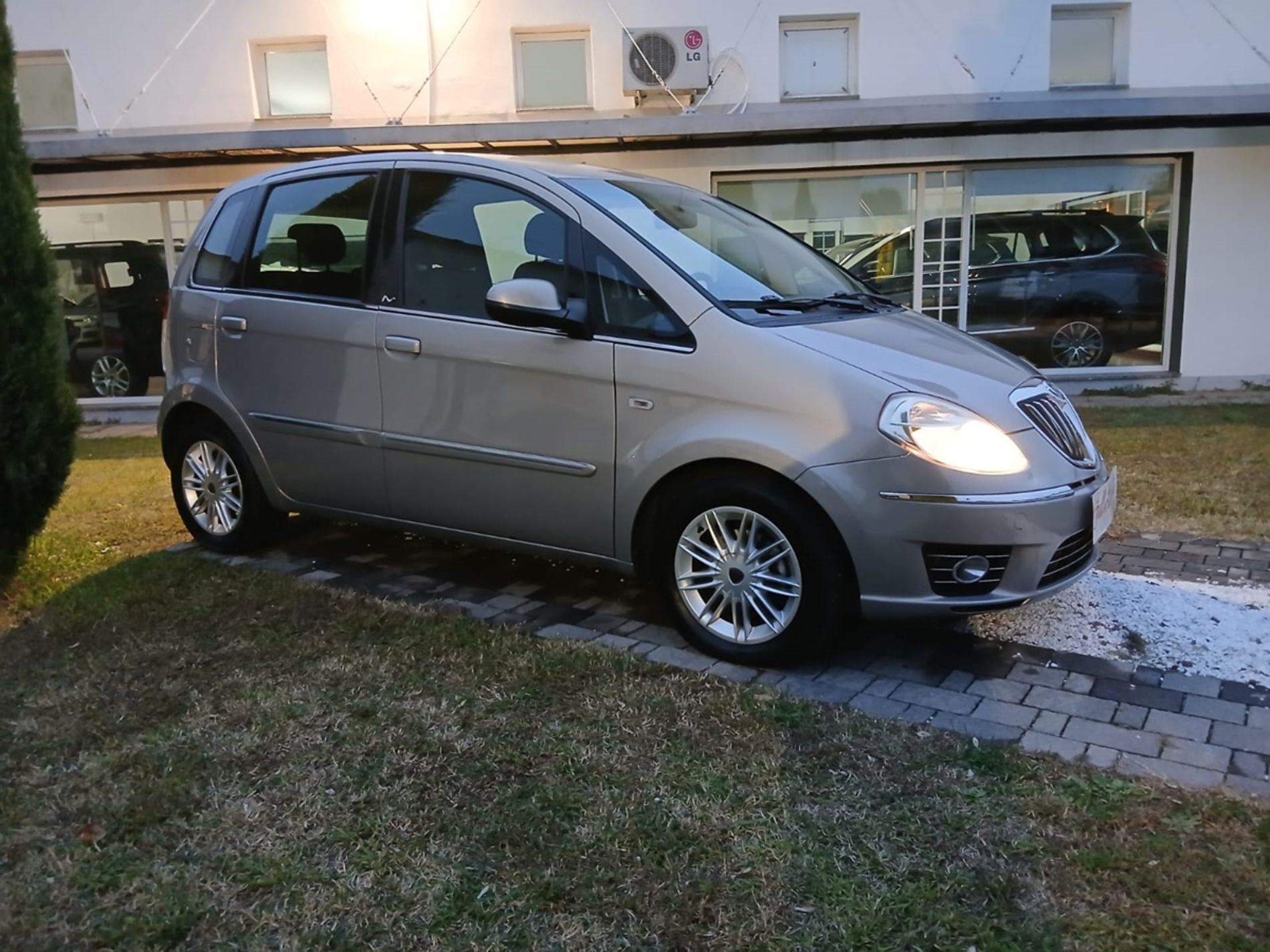 Automatica 1.4 benzina 95cv - Gallotti Auto