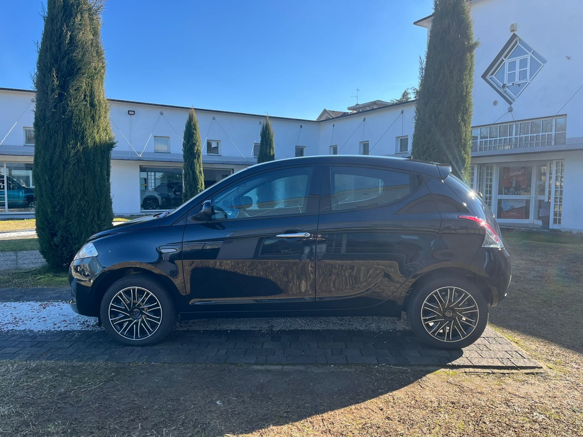 1.0 hybrid 70cv - Gallotti Auto