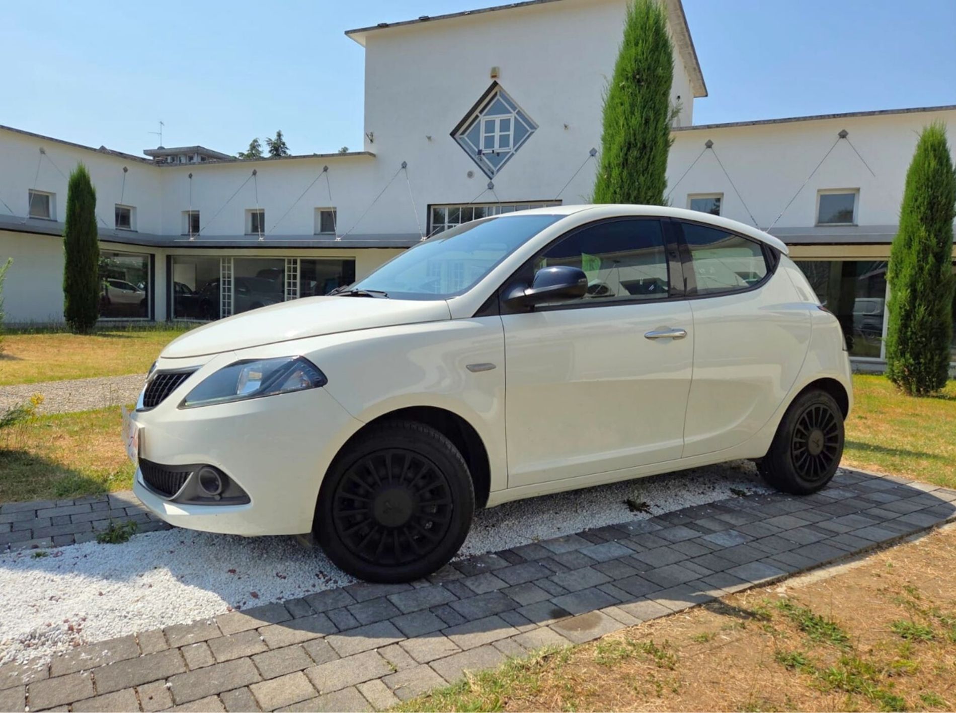 LANCIA YPSILON SILVER 1.2 hybrid 70cv - Gallotti Auto