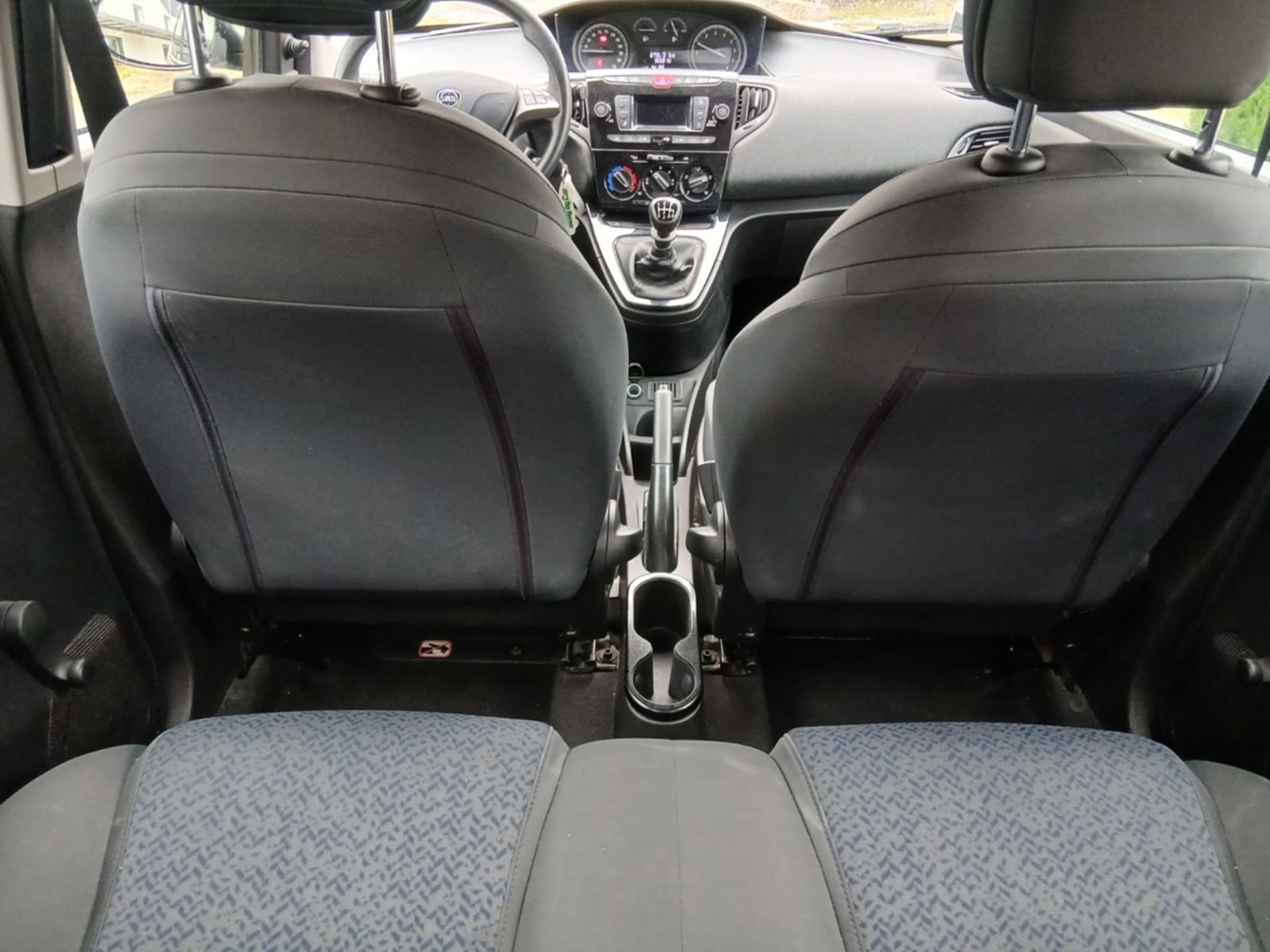 Silver 1.0 Hybrid 70cv - NEOPATENTATI - Gallotti Auto