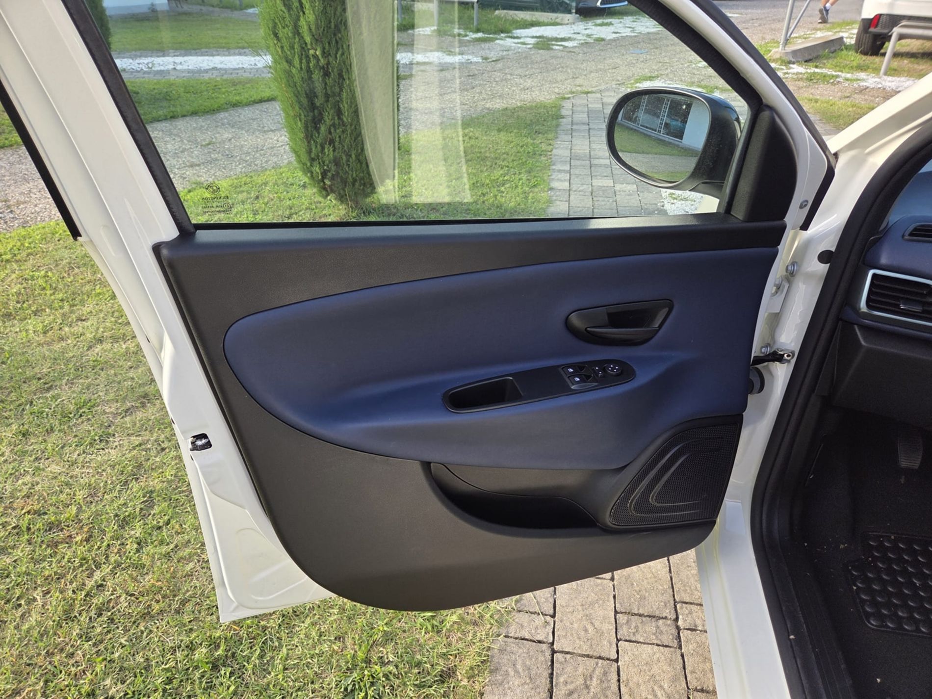 1.0 hybrid 70cv - NEOPATENTATI - Gallotti Auto