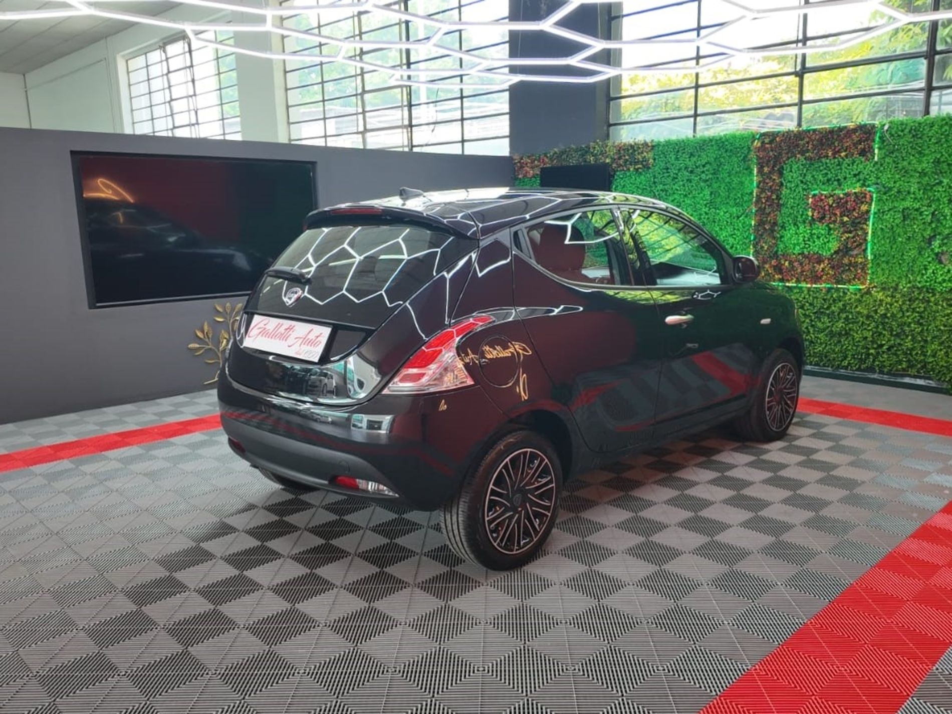 LANCIA YPSILON SILVER - Gallotti Auto