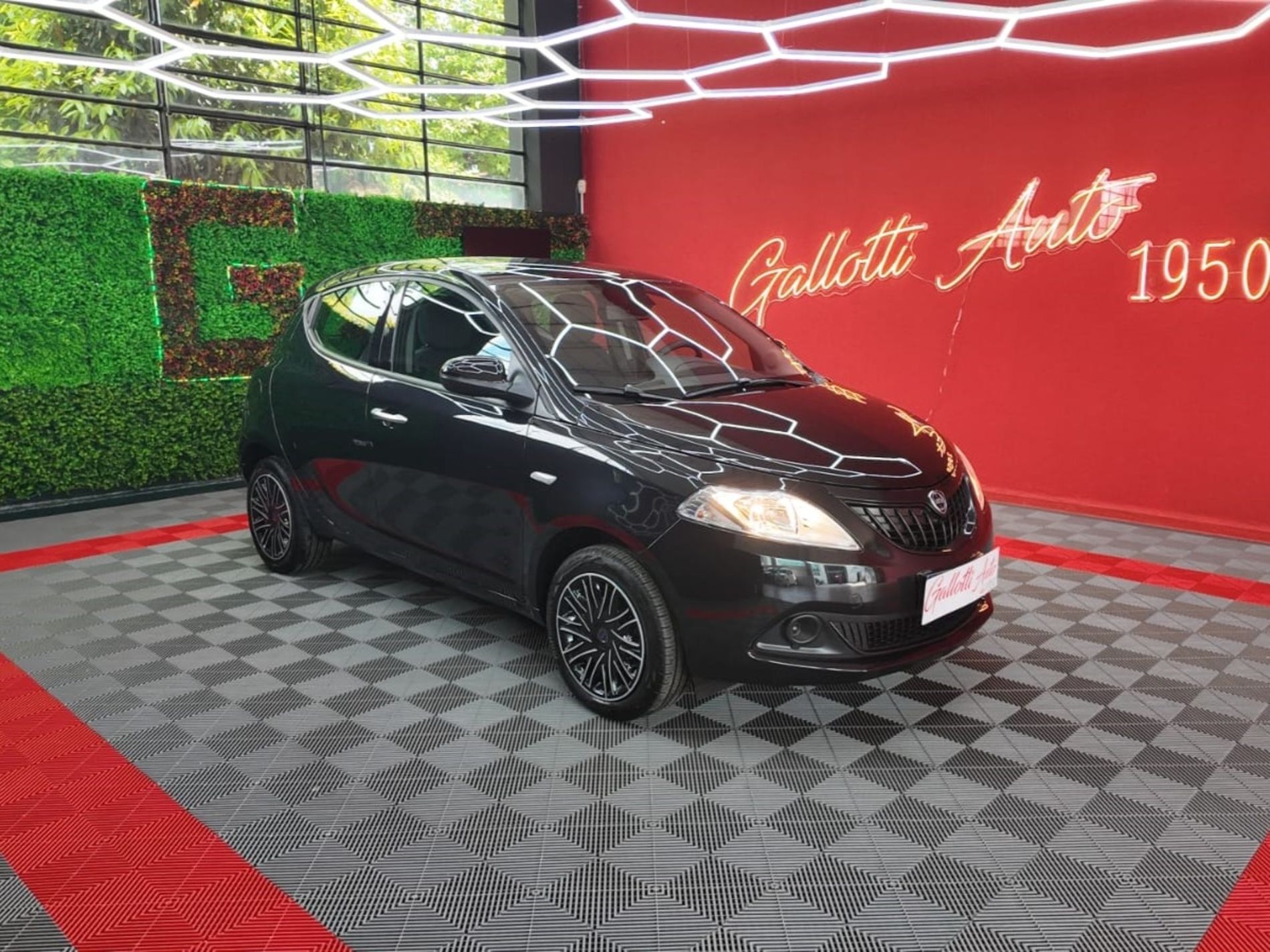 LANCIA YPSILON SILVER - Gallotti Auto