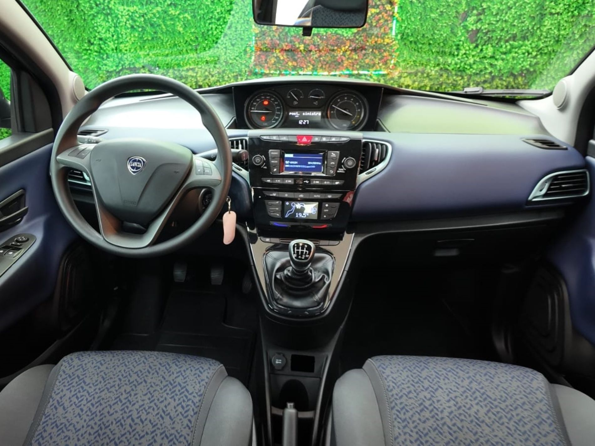 LANCIA YPSILON SILVER - Gallotti Auto