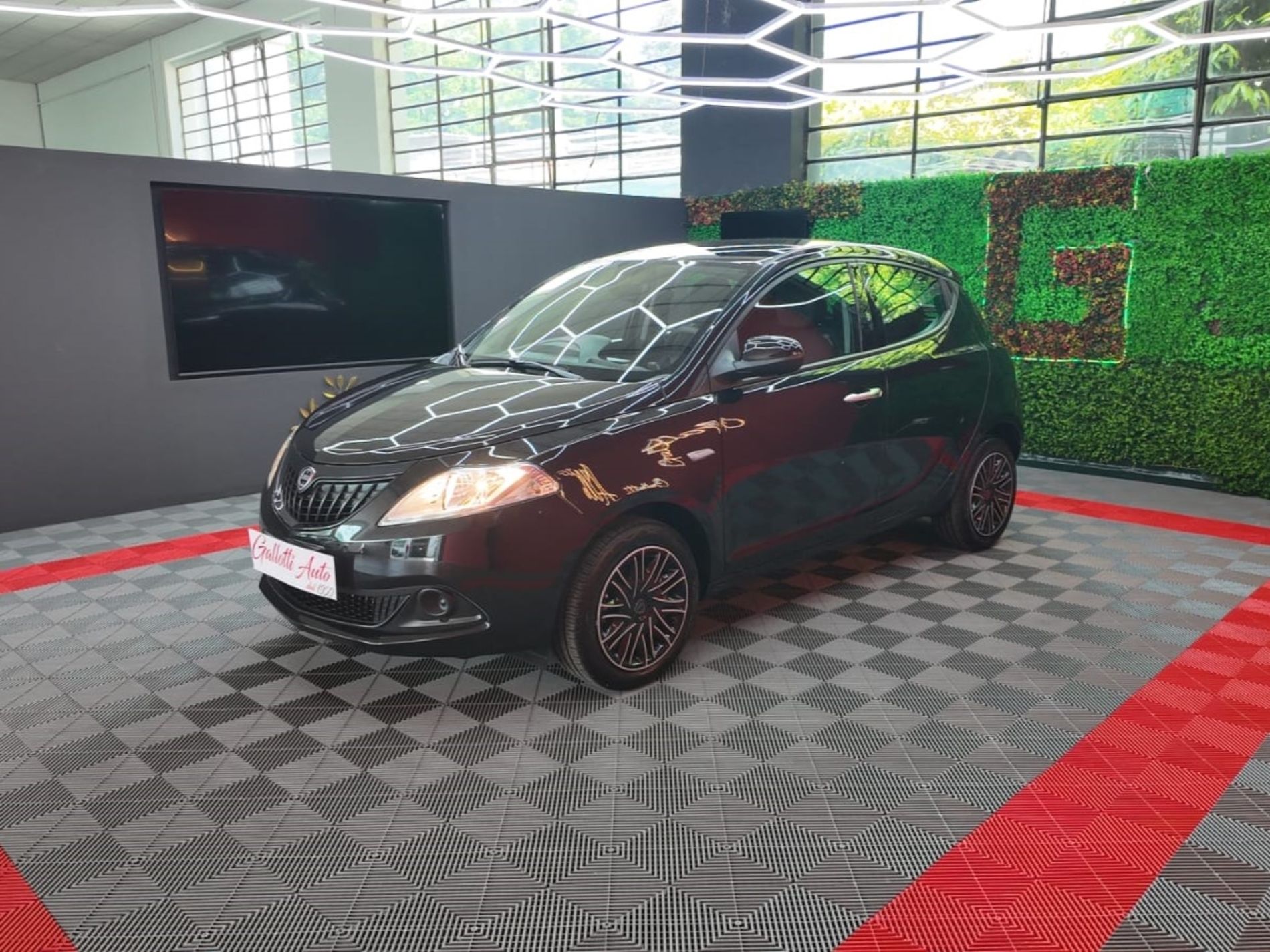 LANCIA YPSILON SILVER - Gallotti Auto