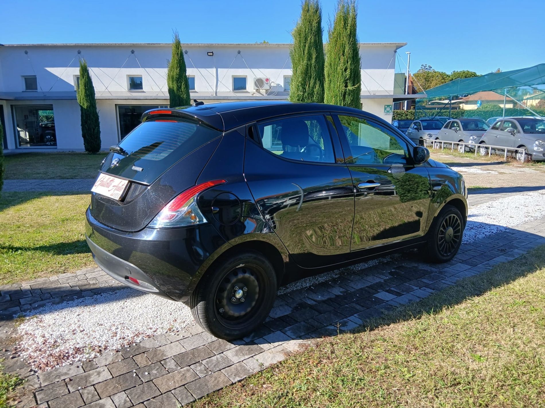 LANCIA YPSILON 1.0 HYBRID SILVER  - NEOPATENTATI - Gallotti Auto