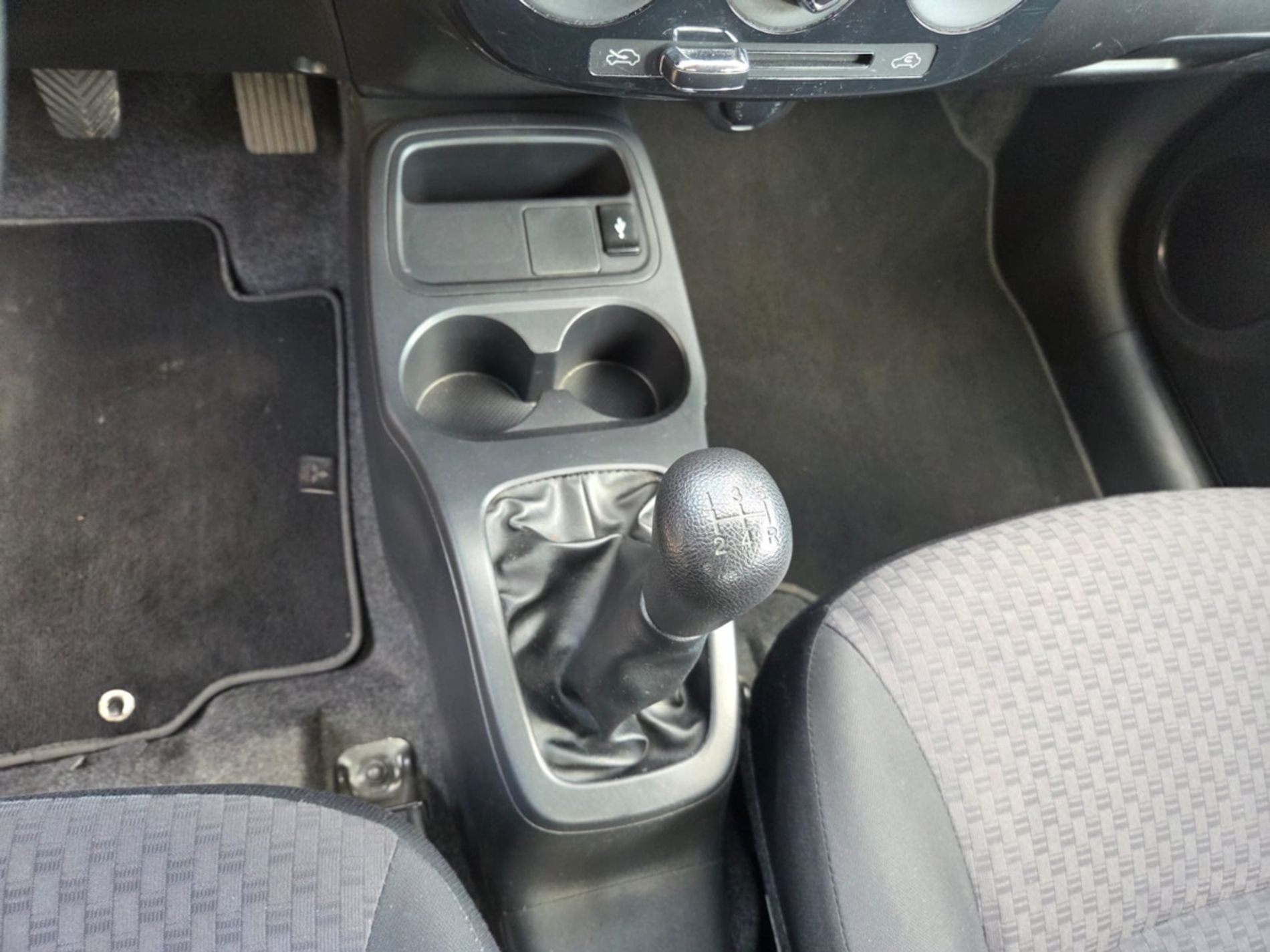 1.0 benzina 71cv - NEOPATENTATI - Gallotti Auto