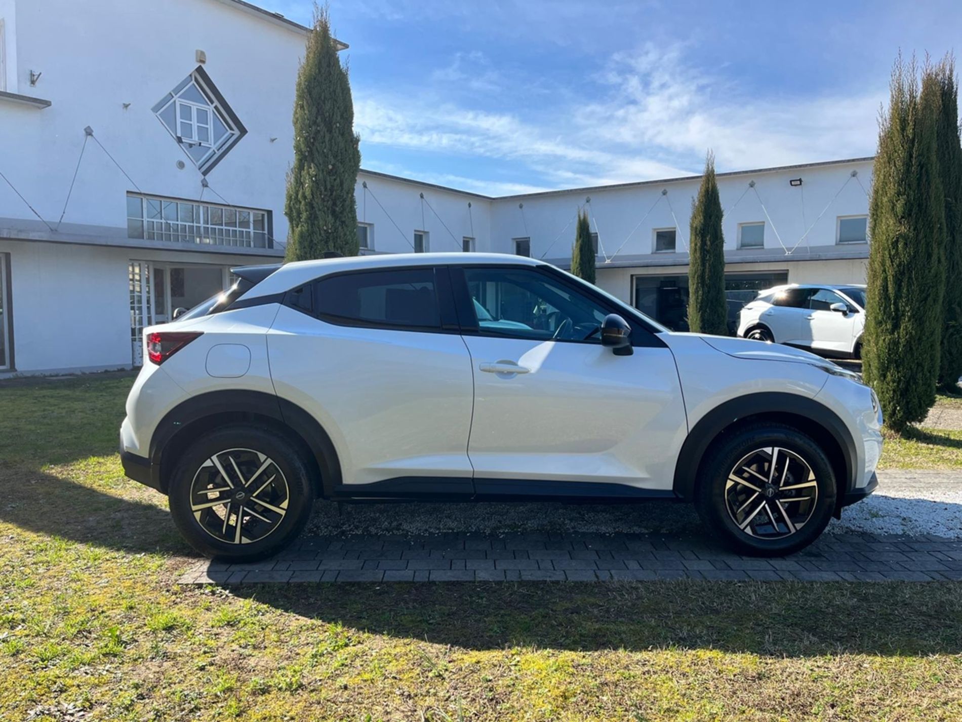 Nissan Juke 1.0 dig-t N-Connecta 114cv dct   - Gallotti Auto