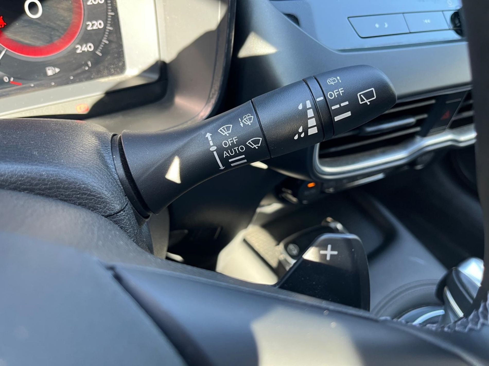 Nissan Juke 1.0 dig-t N-Connecta 114cv dct   - Gallotti Auto