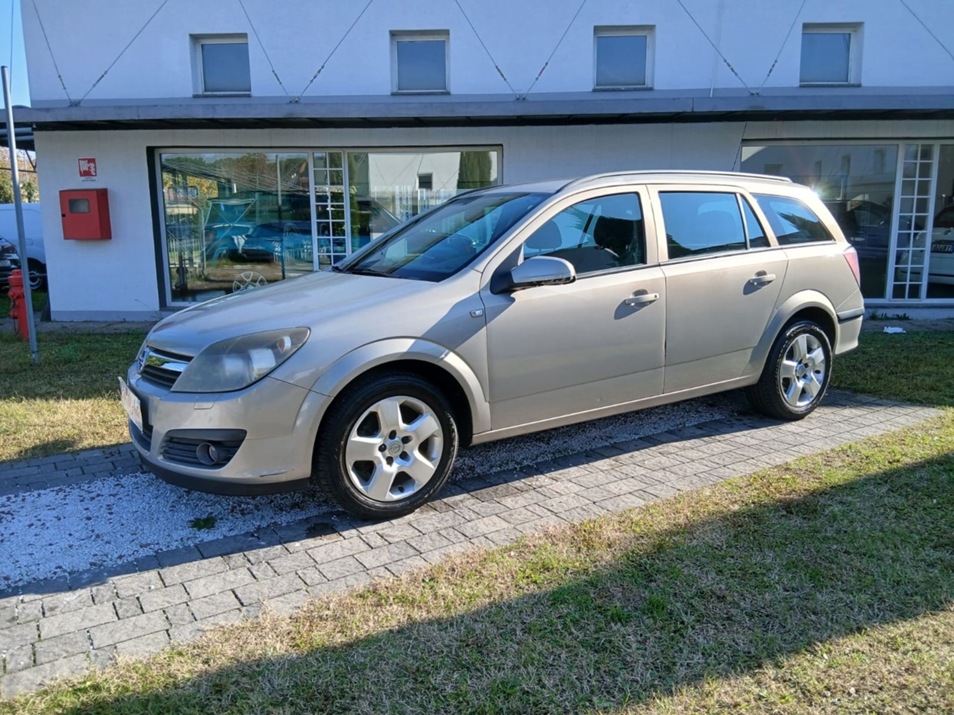 SW 1.6 105CV - RISERVATA A COMMERCIANTI D’AUTO - Gallotti Auto