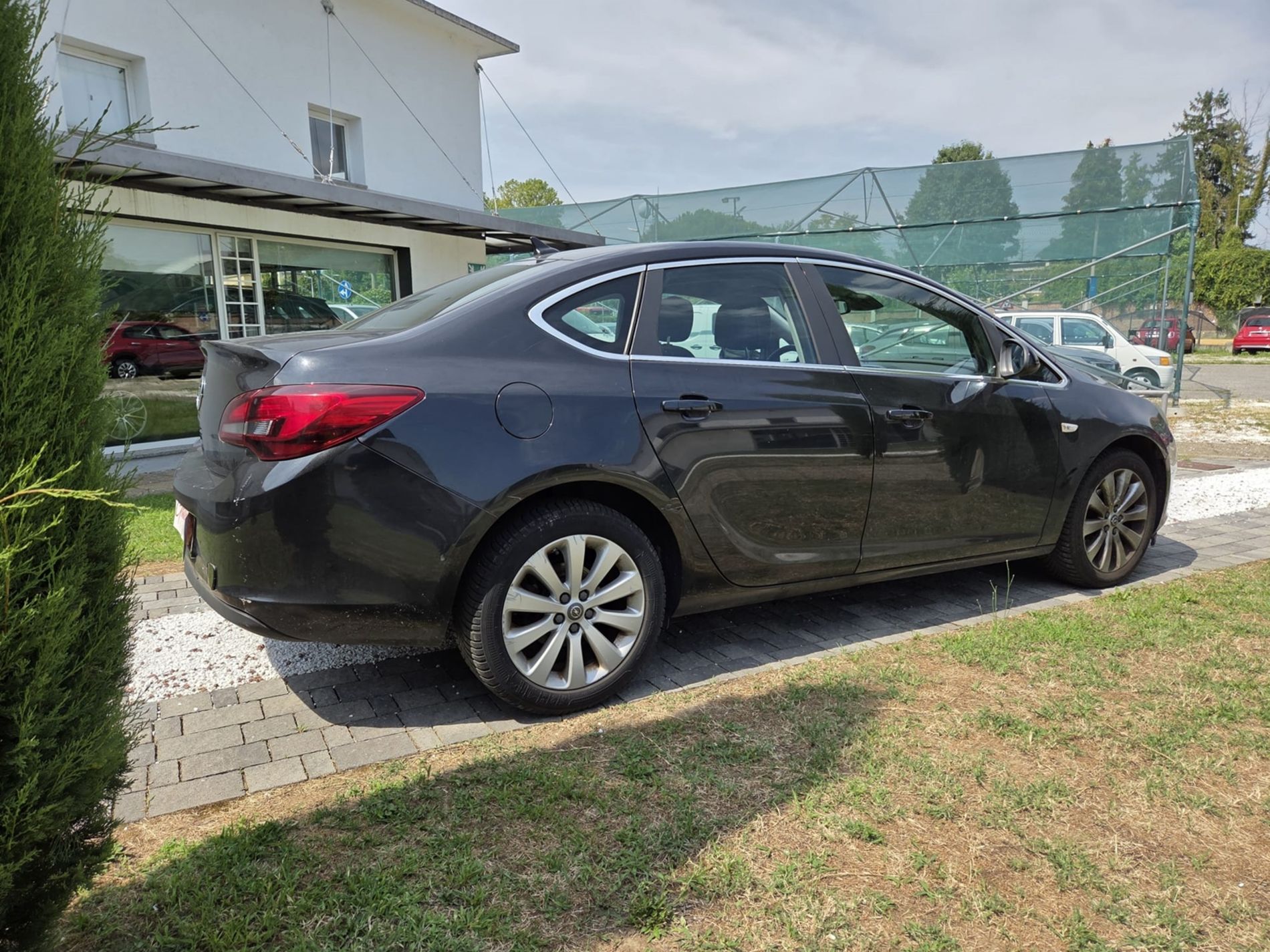 RISERVATA A COMMERCIANTI D’AUTO - Gallotti Auto