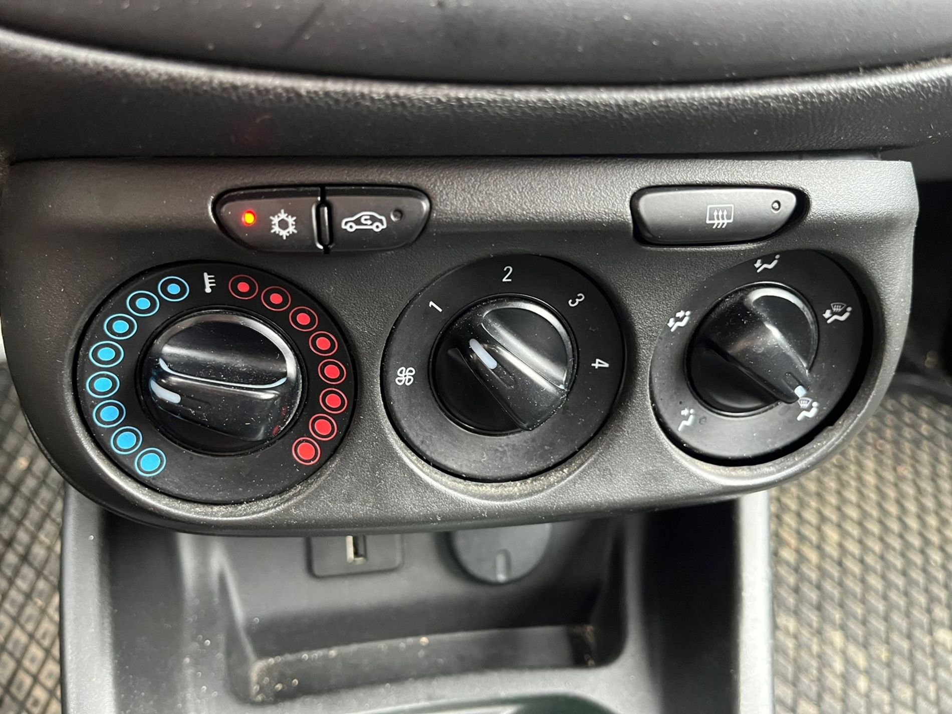  1.2 70CV - RISERVATA A COMMERCIANTI D’AUTO - Gallotti Auto